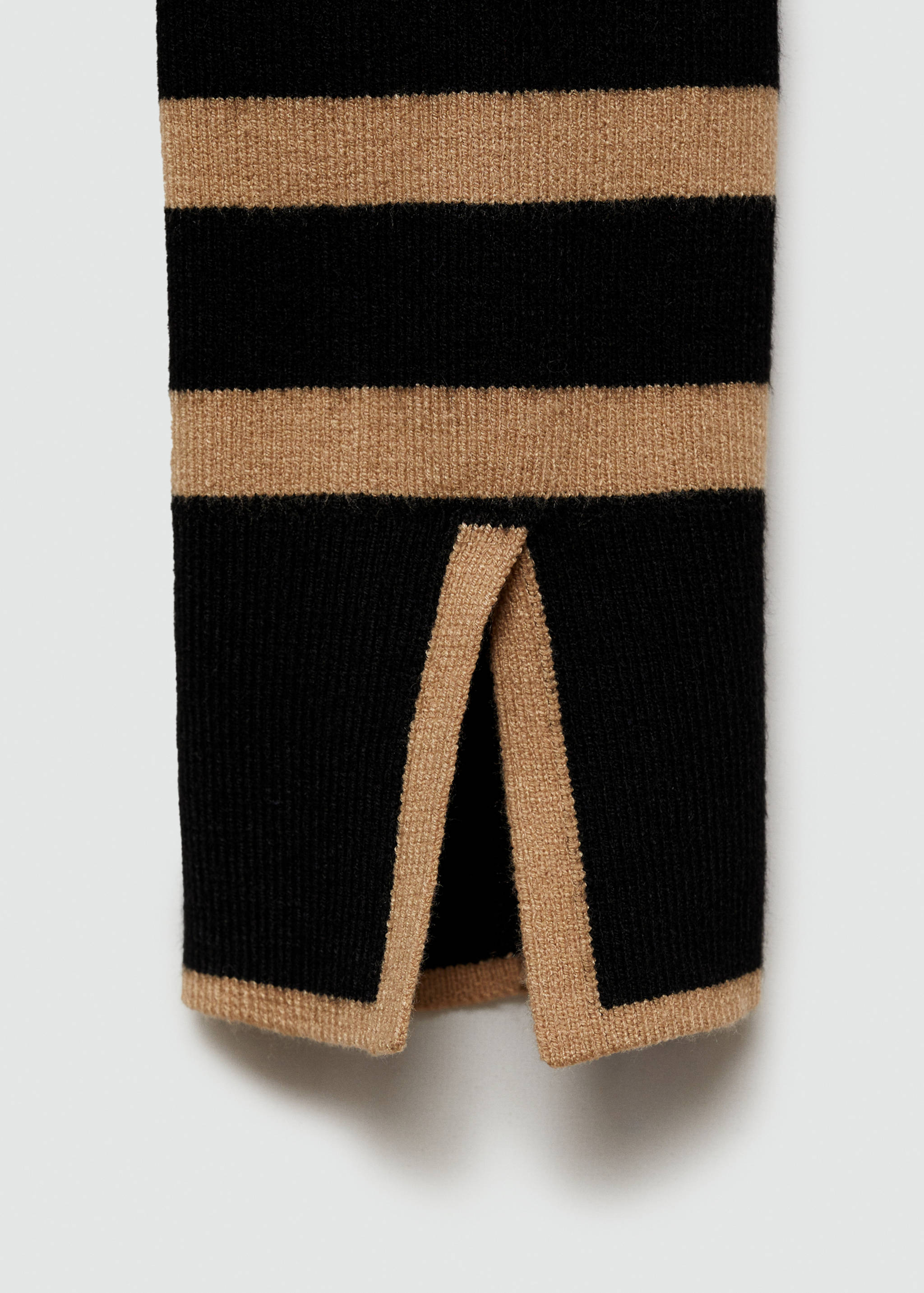 Button knit cardigan - Details of the article 0