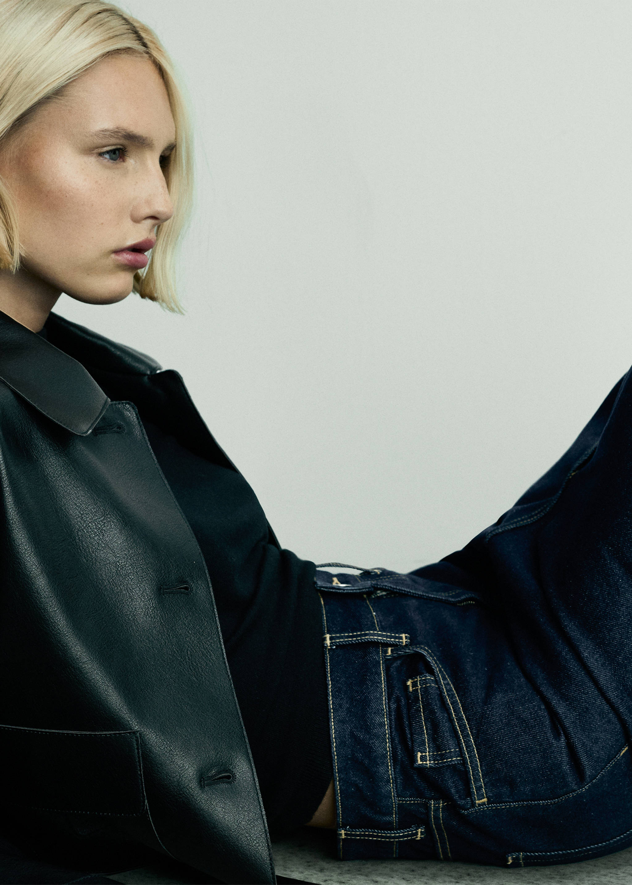 Rinse-wash denim midi-skirt - Details of the article 7