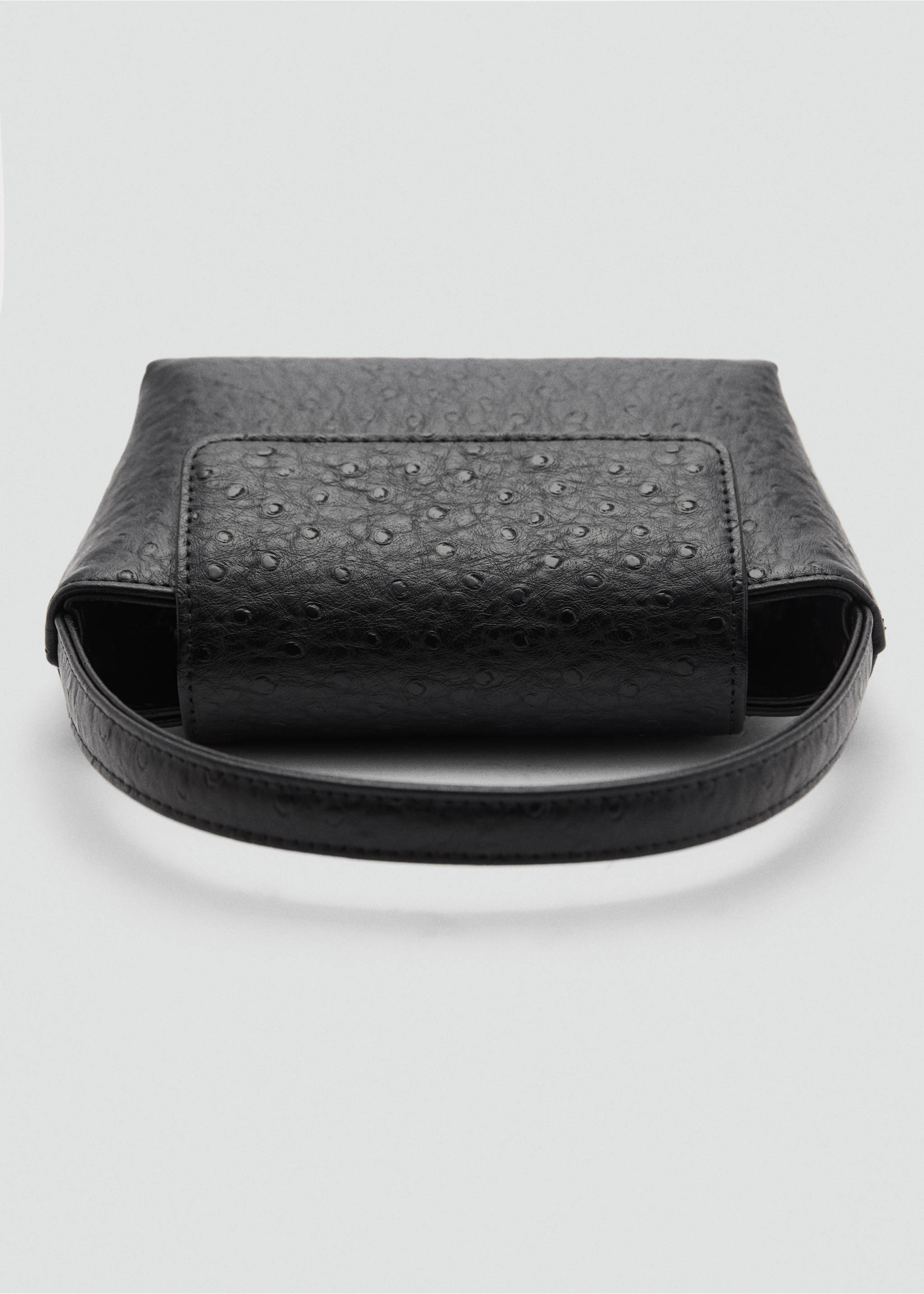 Sac à rabat chaîne - Détail de l'article 3, Noir. Ref: 77055662-00.