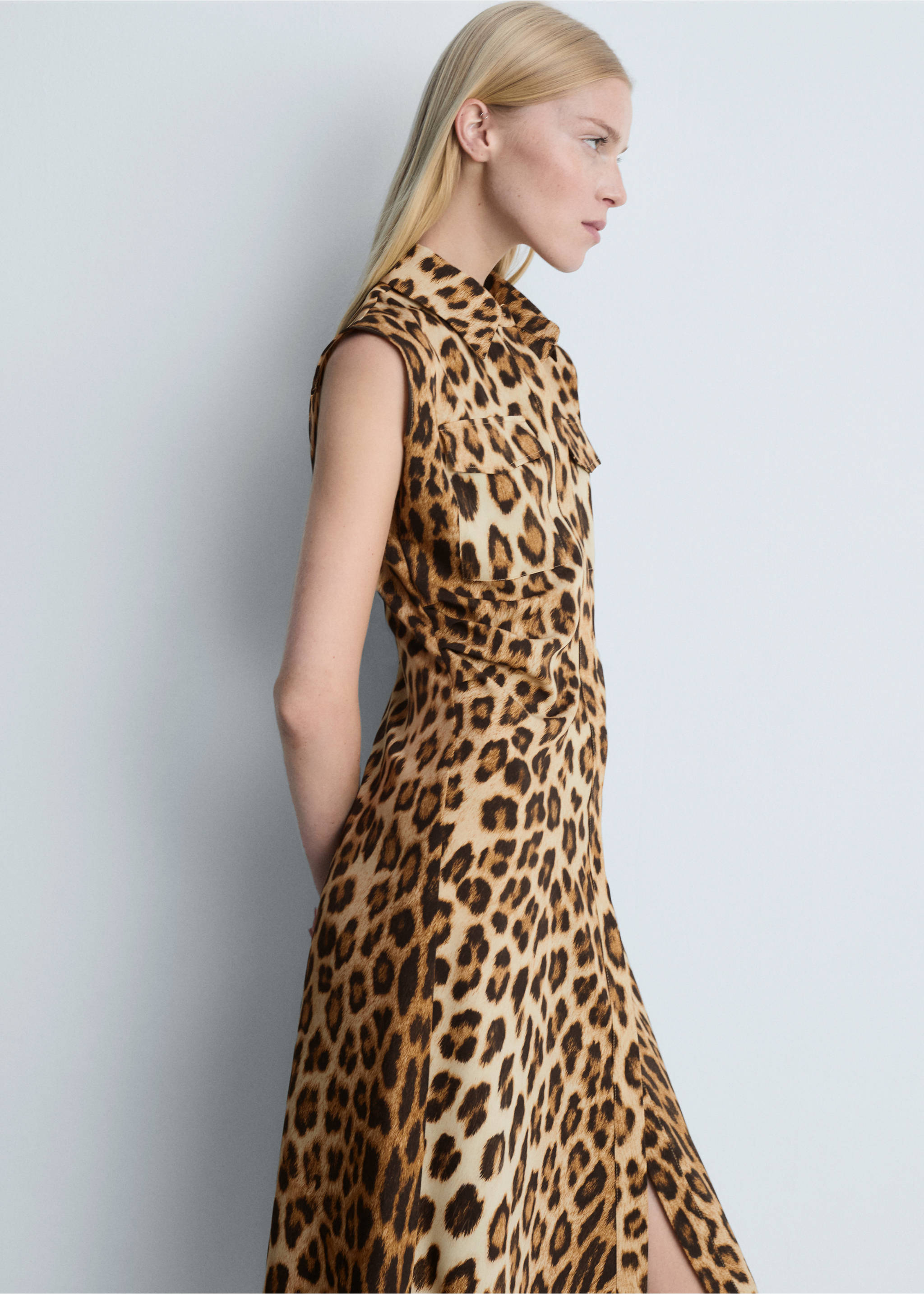 Leopard-print shirt dress - Details of the article 2, Brown. Ref: 77055668-00.