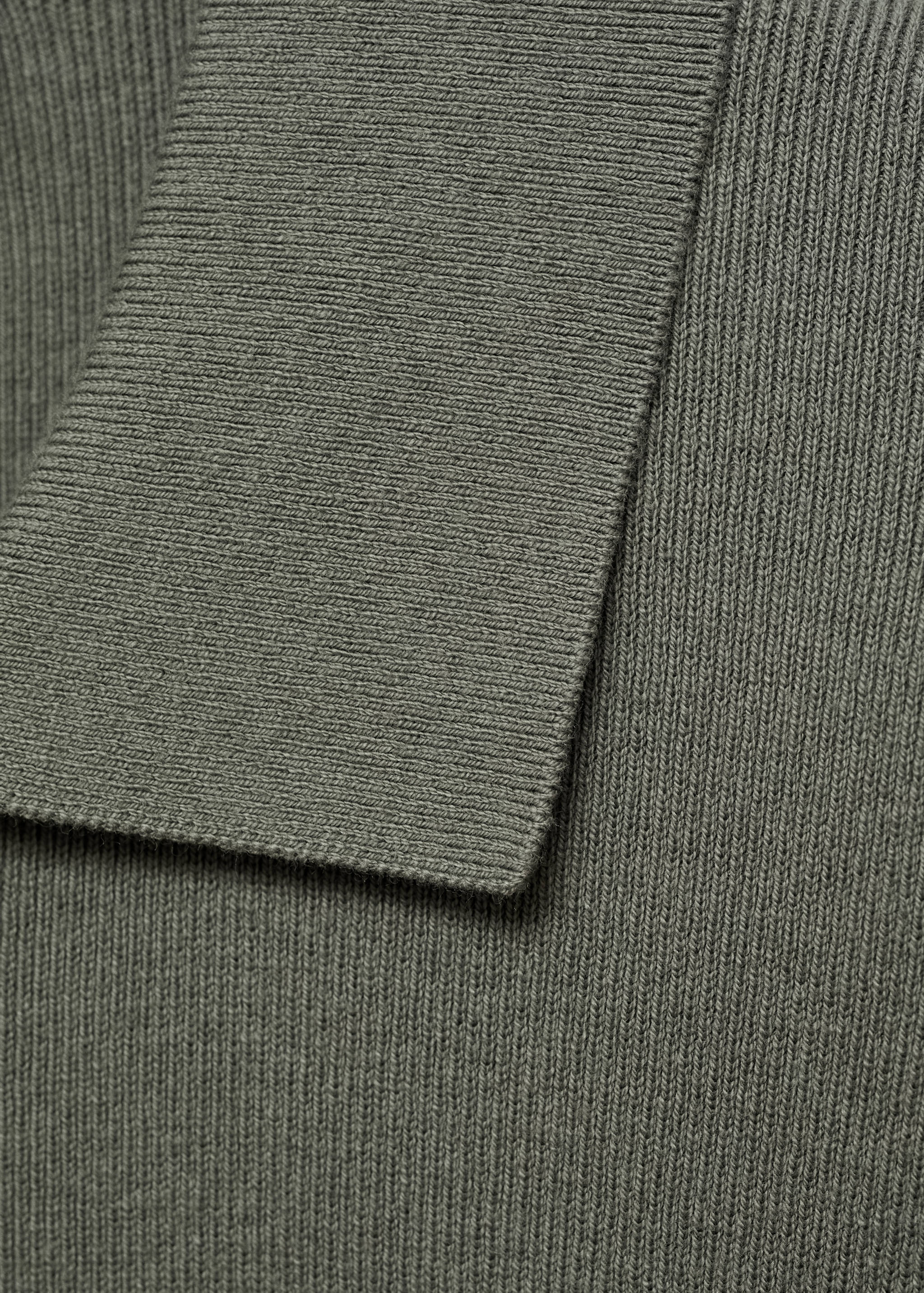 Feinstrick-Pullover aus Baumwolle mit Polo-Kragen - Detail des Artikels 8