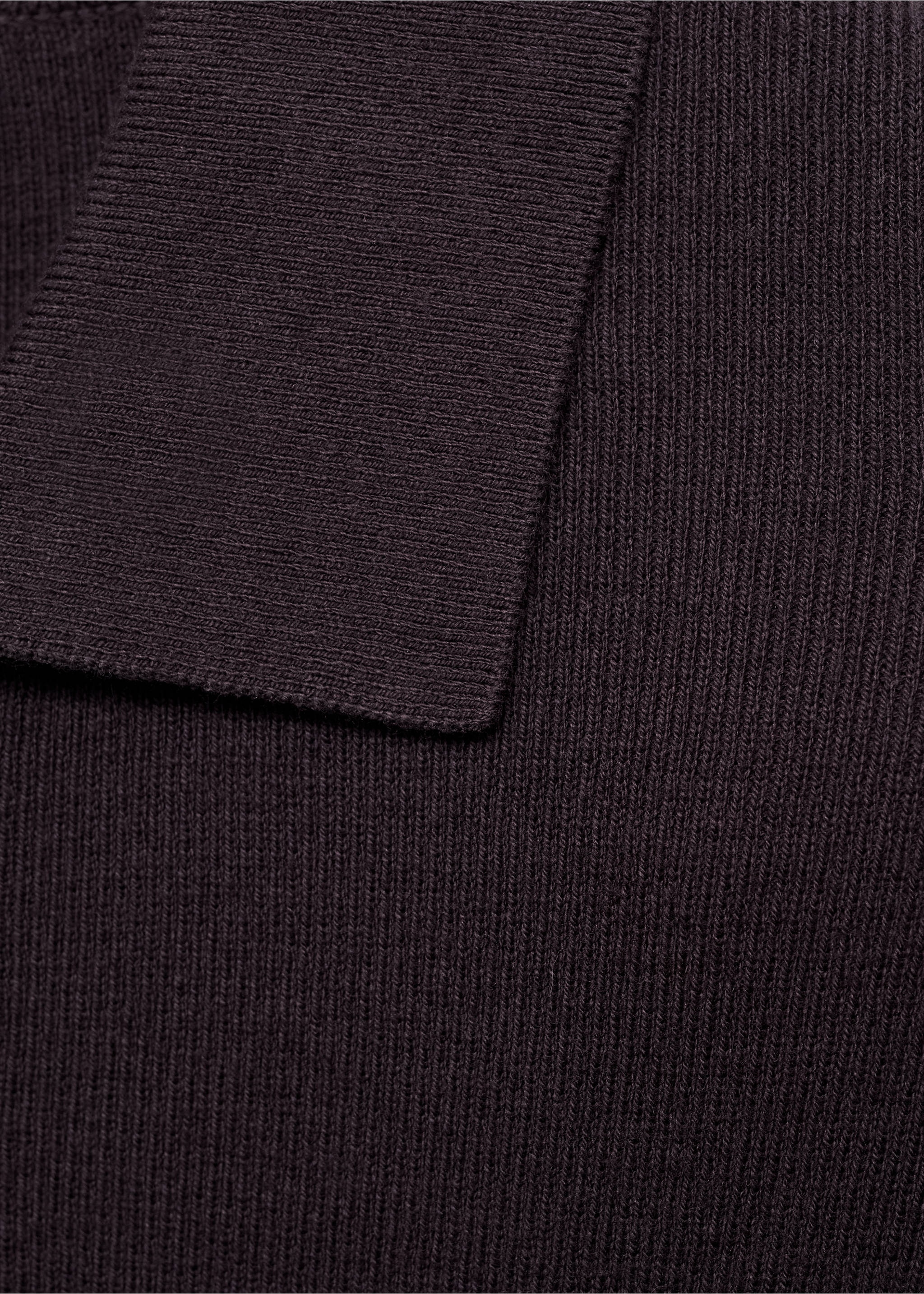 Feinstrick-Pullover aus Baumwolle mit Polo-Kragen - Detail des Artikels 8, Lila. Ref: 77055973-00.