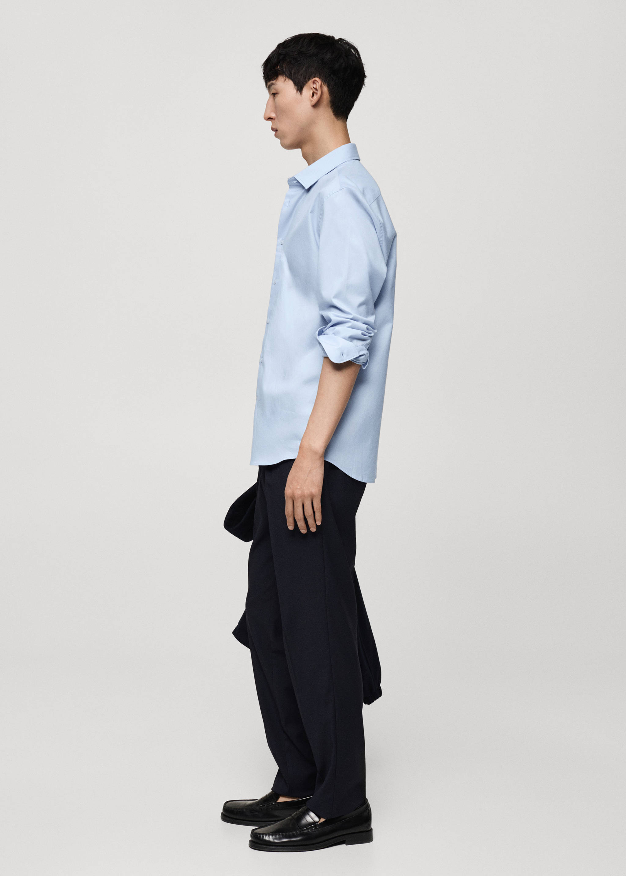 100% cotton twill regular-fit shirt - Details of the article 2