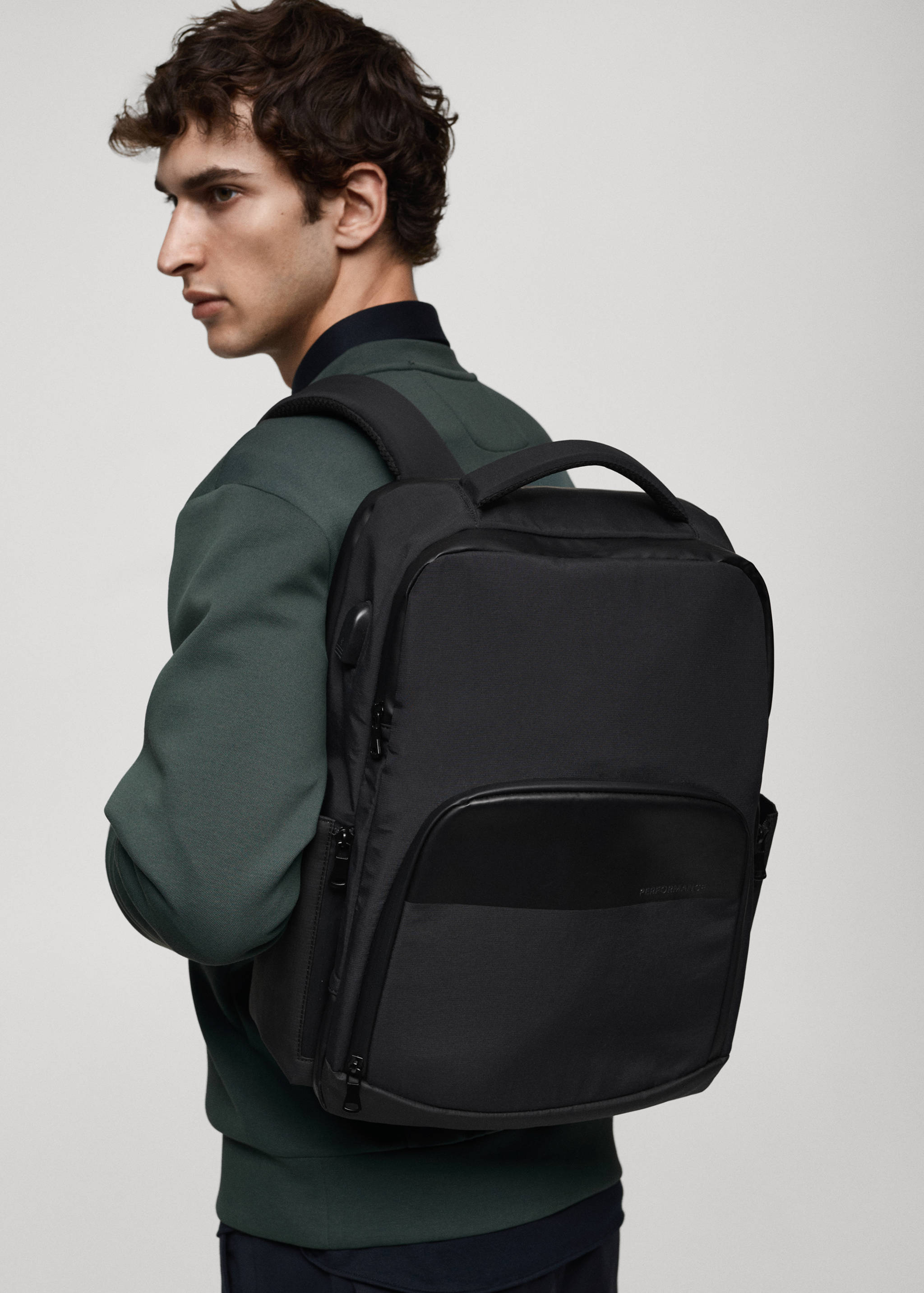 Wasserabweisender Rucksack mit USB-Anschluss - Detail des Artikels 9