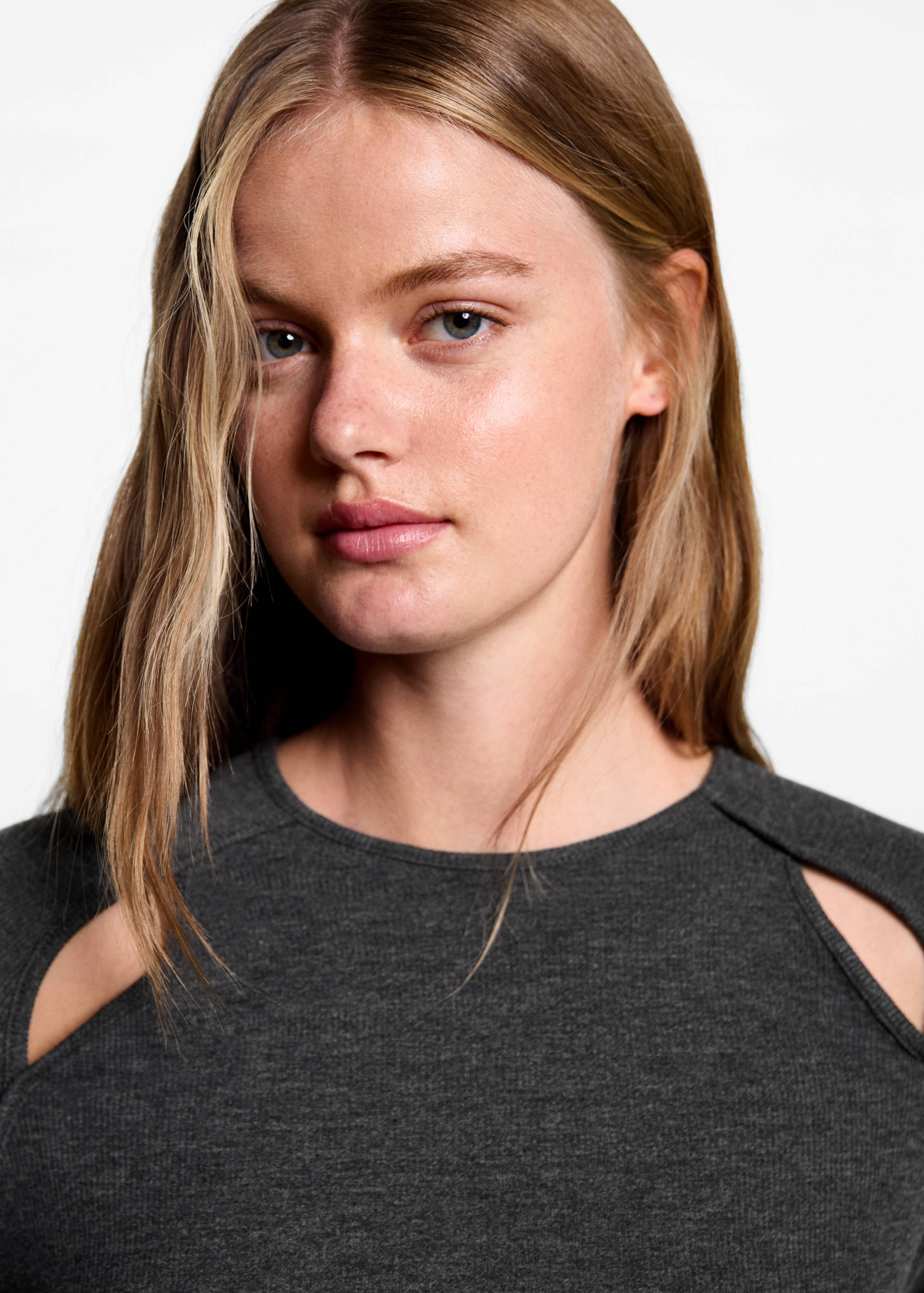 Camiseta manga larga aberturas - Detalle del artículo 1