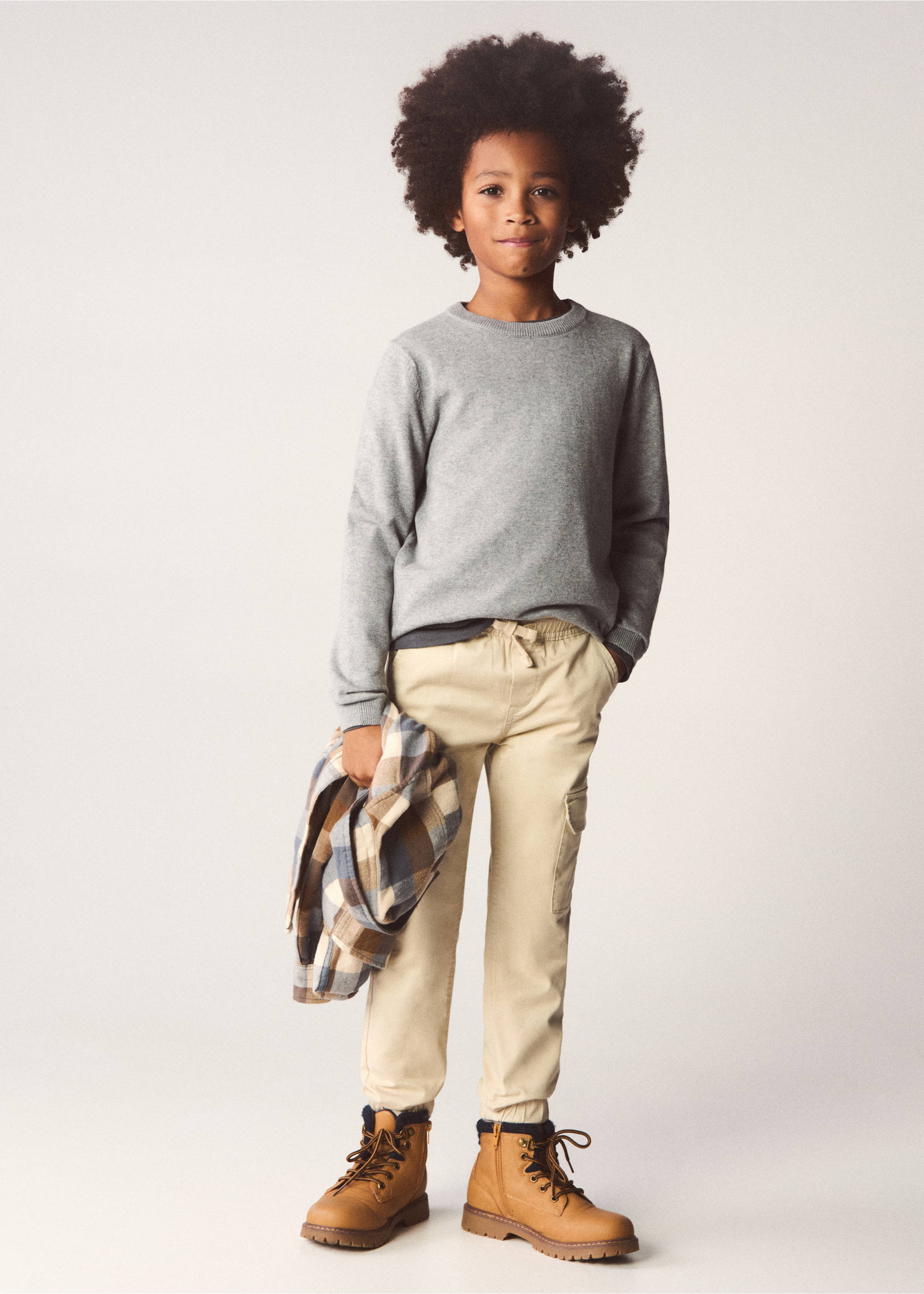 Lace-up mountain boots - Details of the article 6, Medium Brown. Ref: 77056336-00.