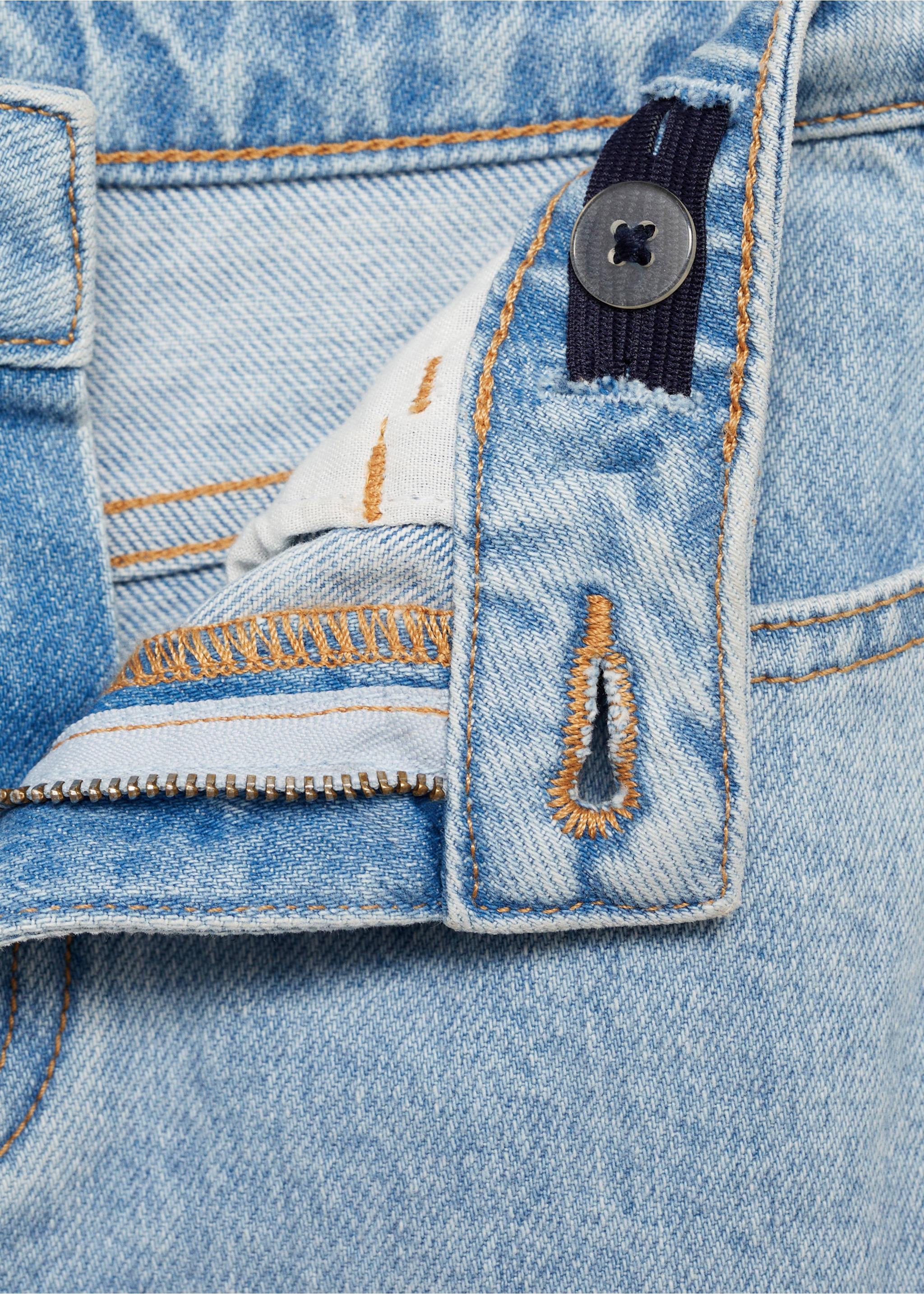 Pocket cargo jeans - Details of the article 8, Light Blue. Ref: 77056349-00.