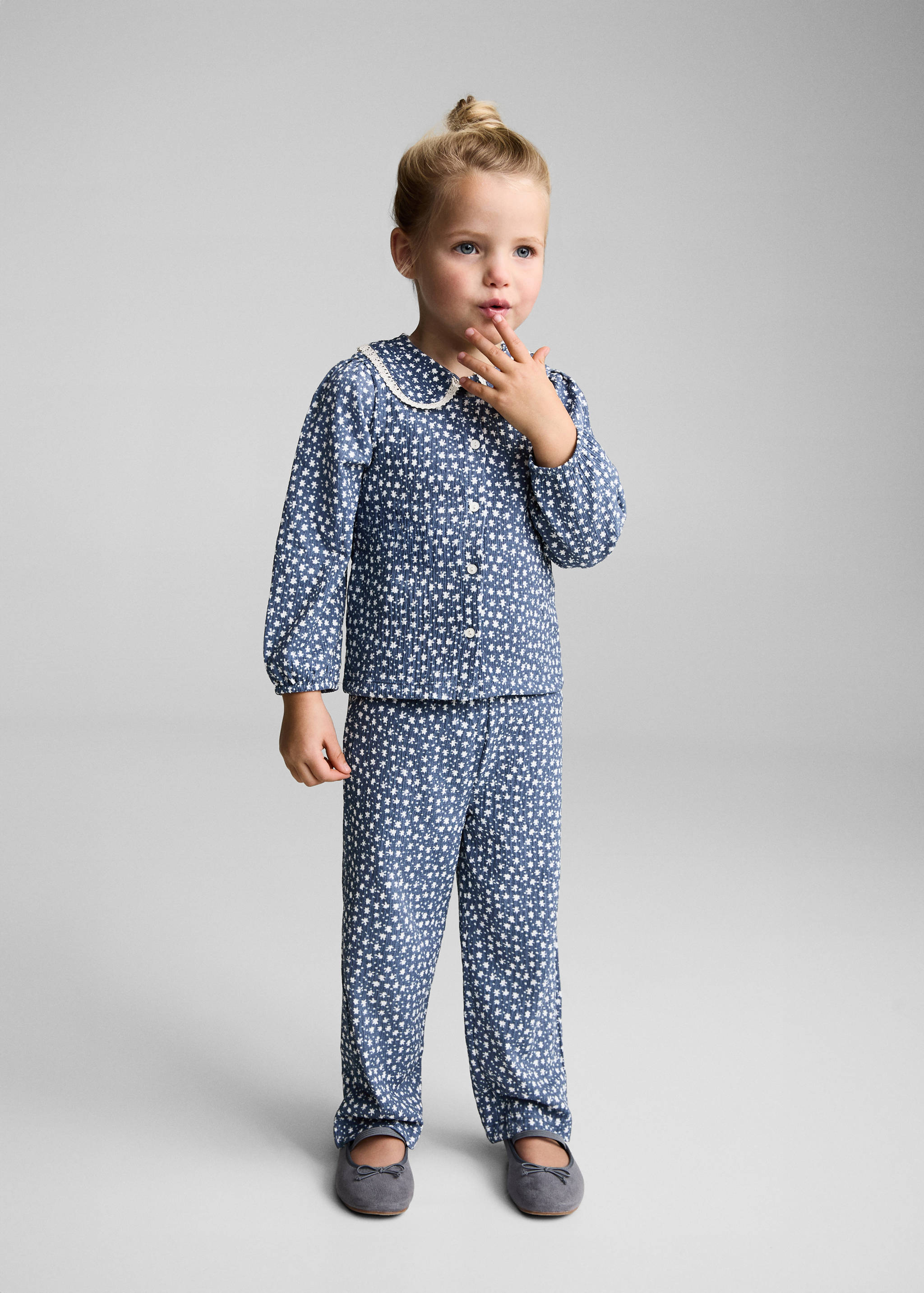 Printed flared trousers - General plane