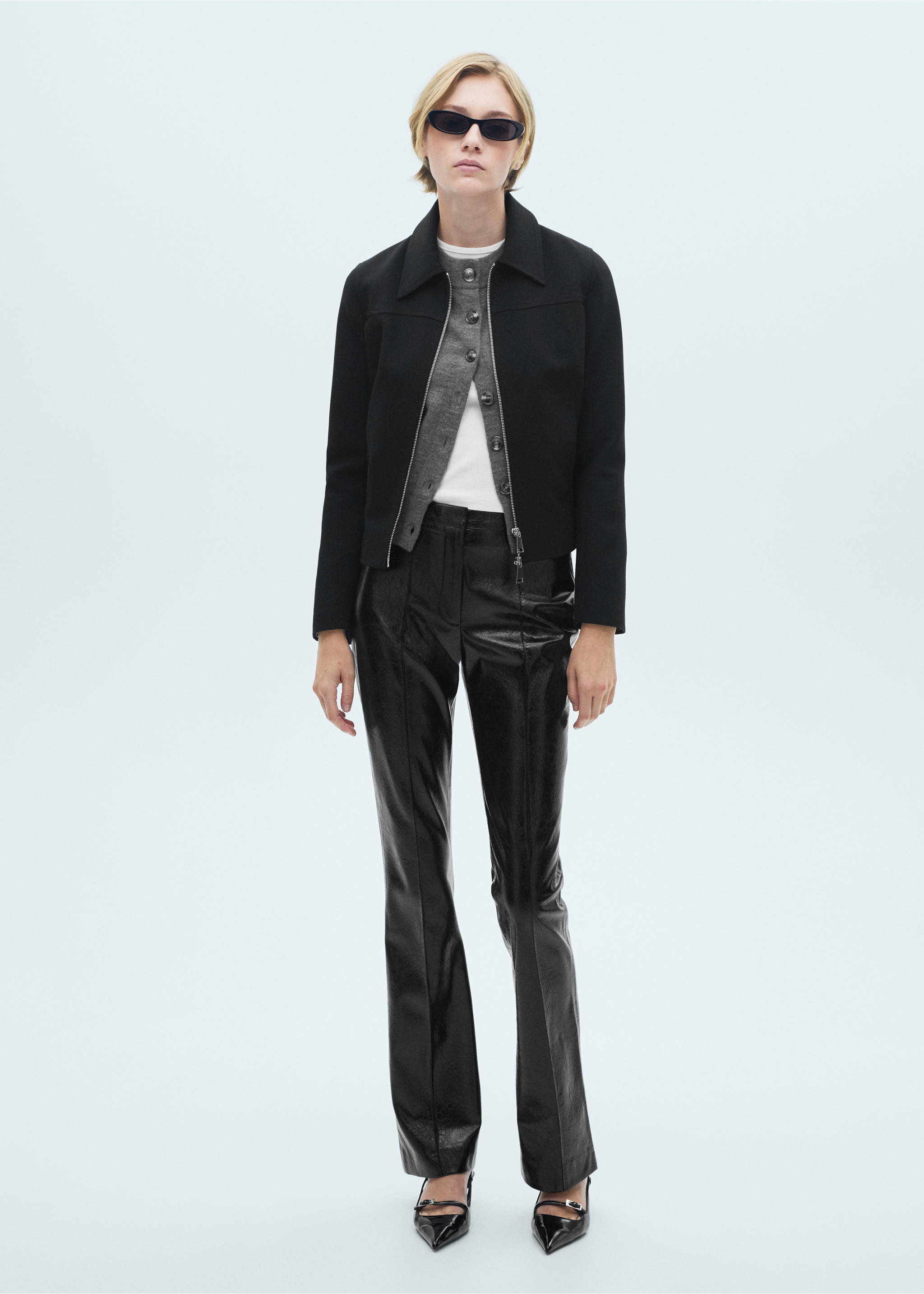 Skinny-Hose mit Leder-Effekt - Allgemeine Ansicht, Schwarz. Ref: 77056723-00.