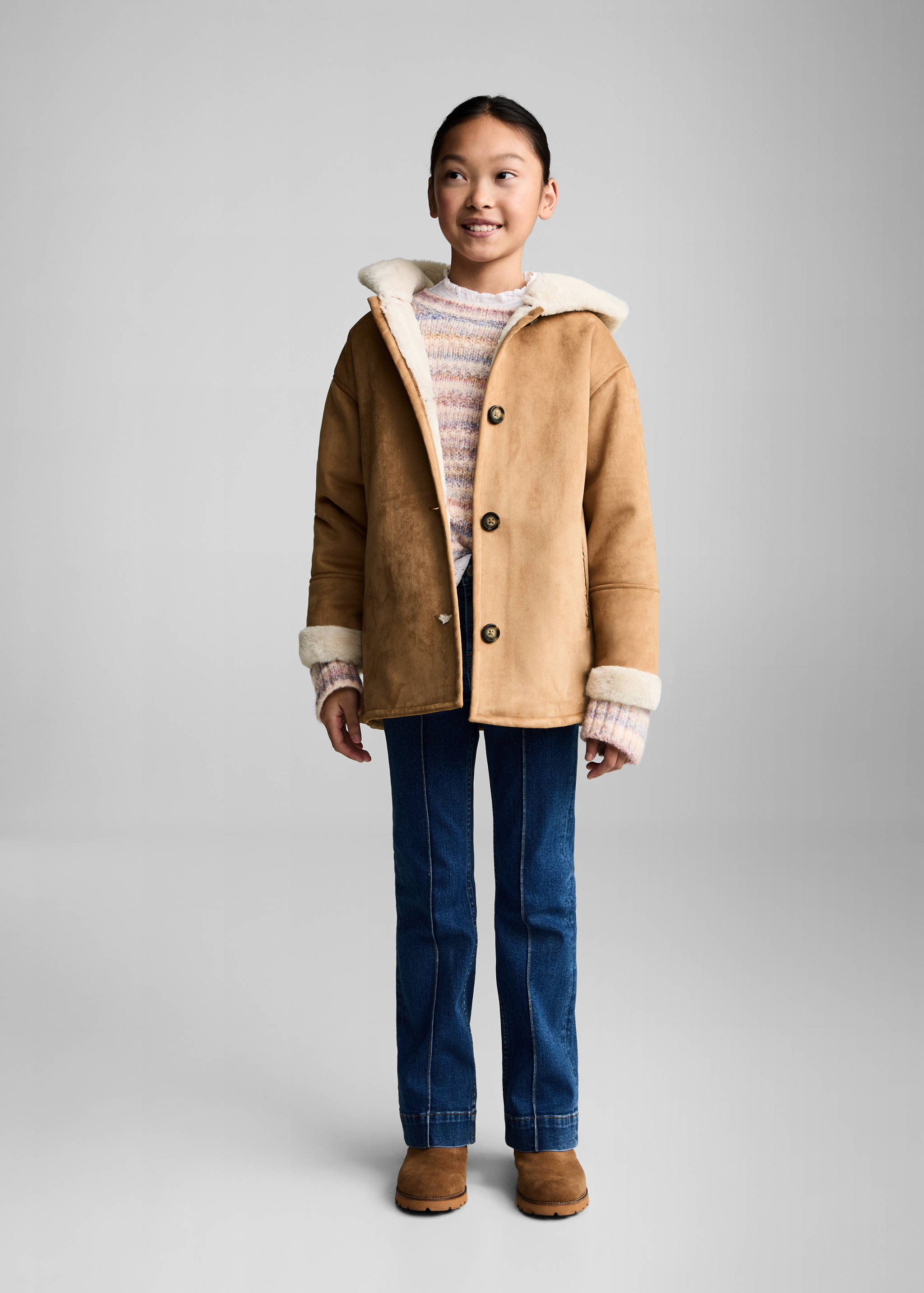 Fur and suede-effect coat - General plane