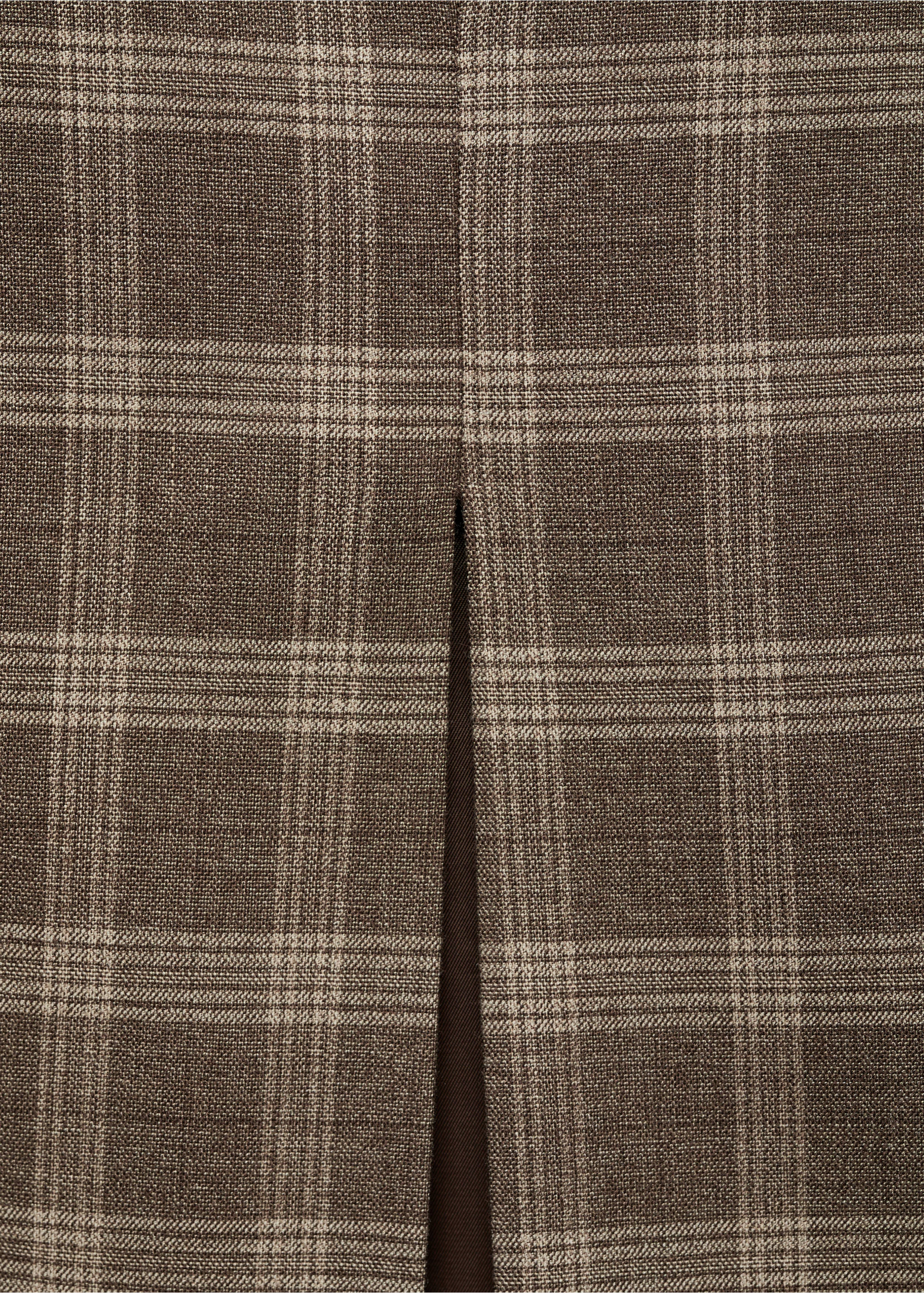 Check skirt with slit - Details of the article 8, Beige. Ref: 77056727-00.