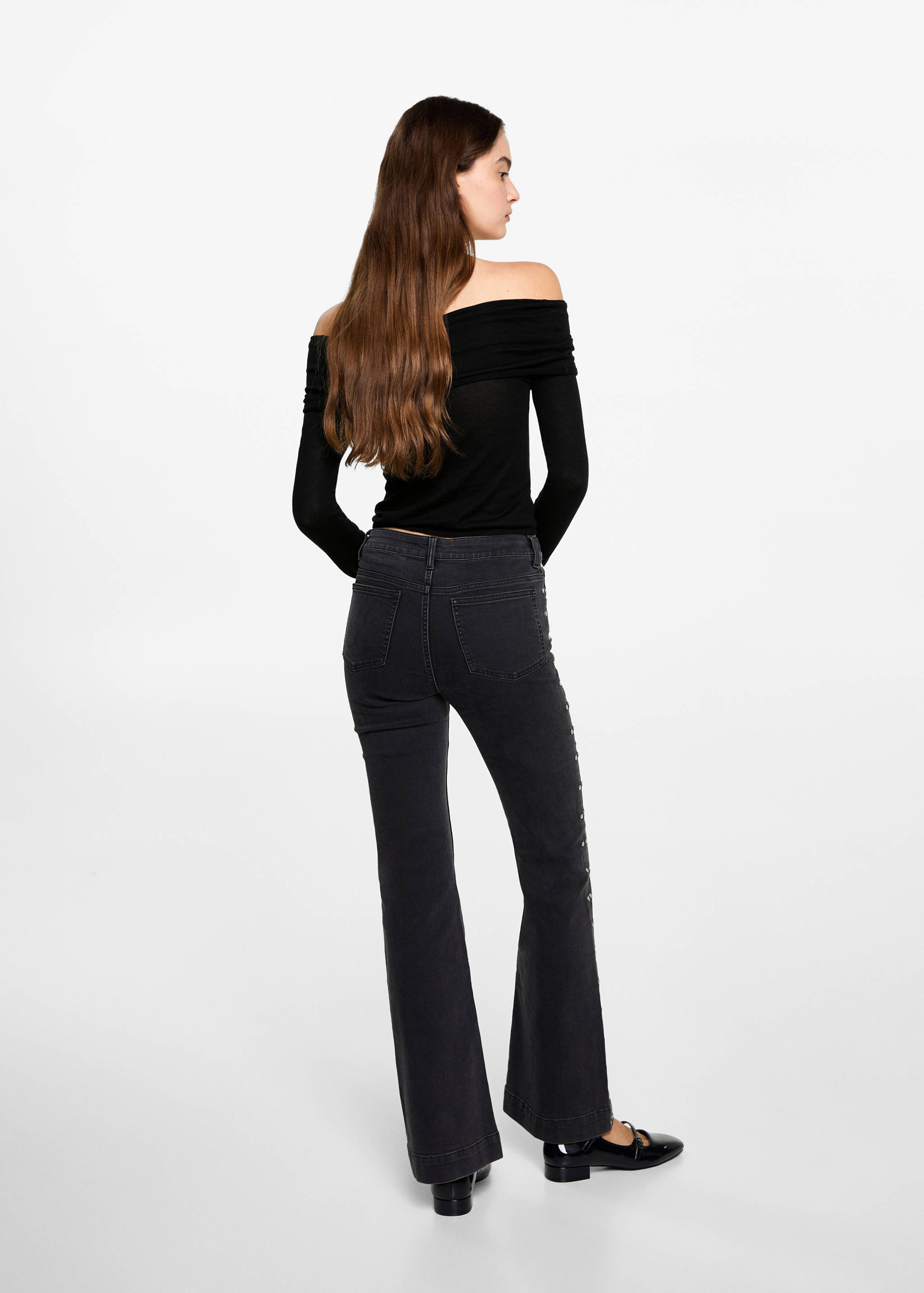 Camisola com ombros de fora - Verso do artigo