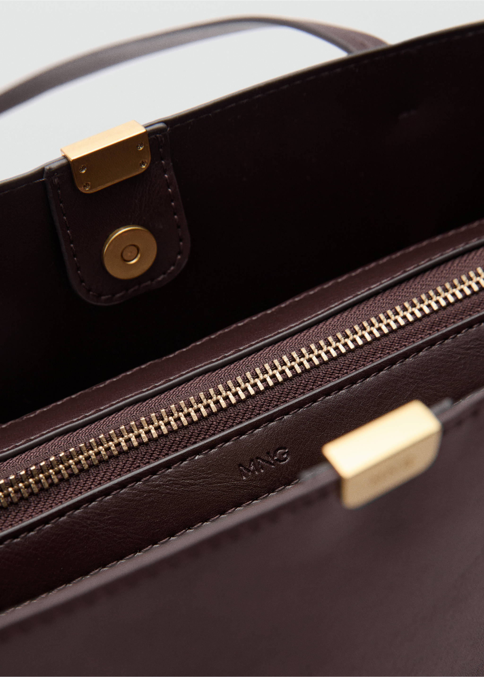 Shopper bag with metallic detail - Details of the article 2, Brown. Ref: 77056746-00.