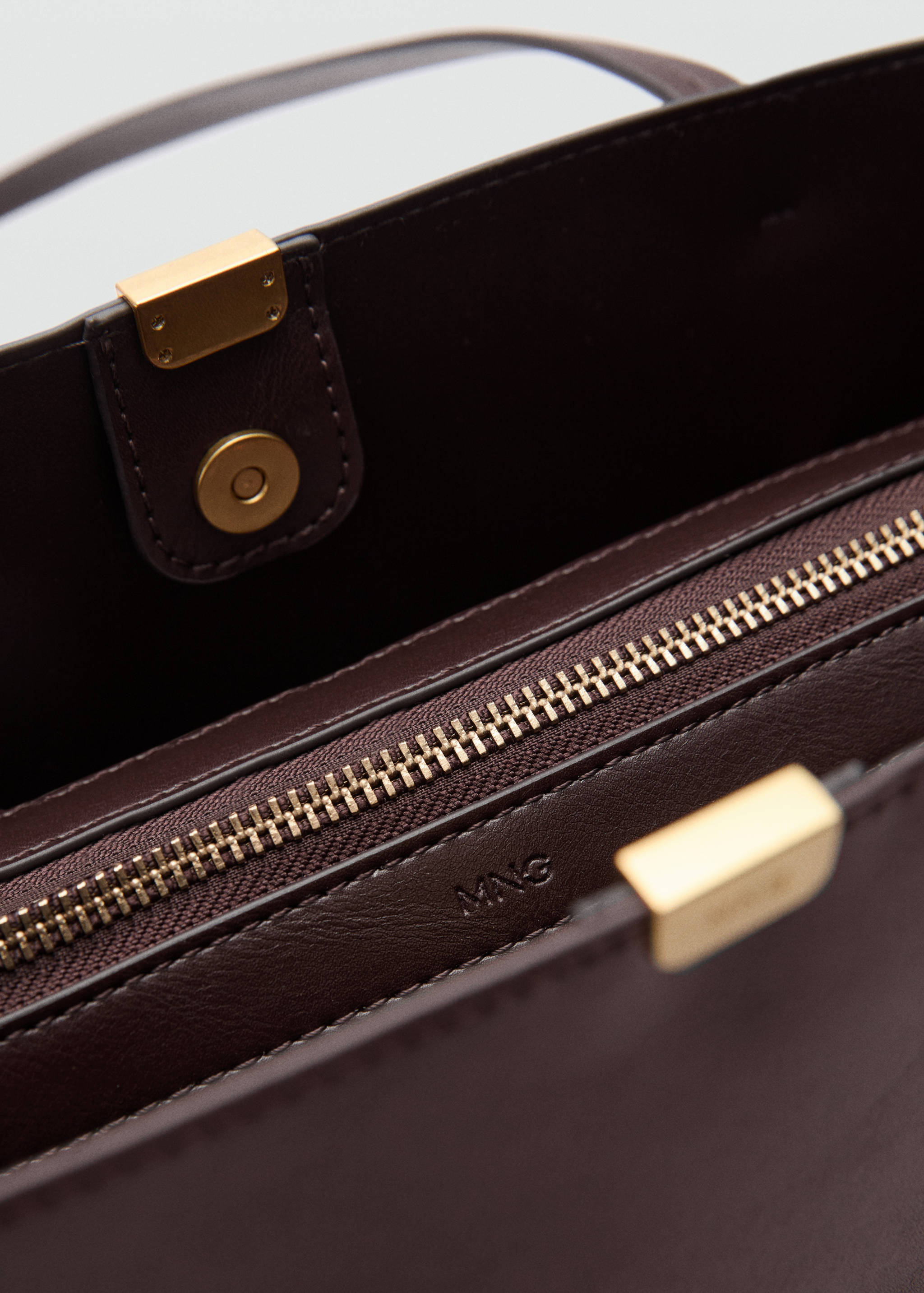 Shopper bag with metallic detail - Details of the article 2