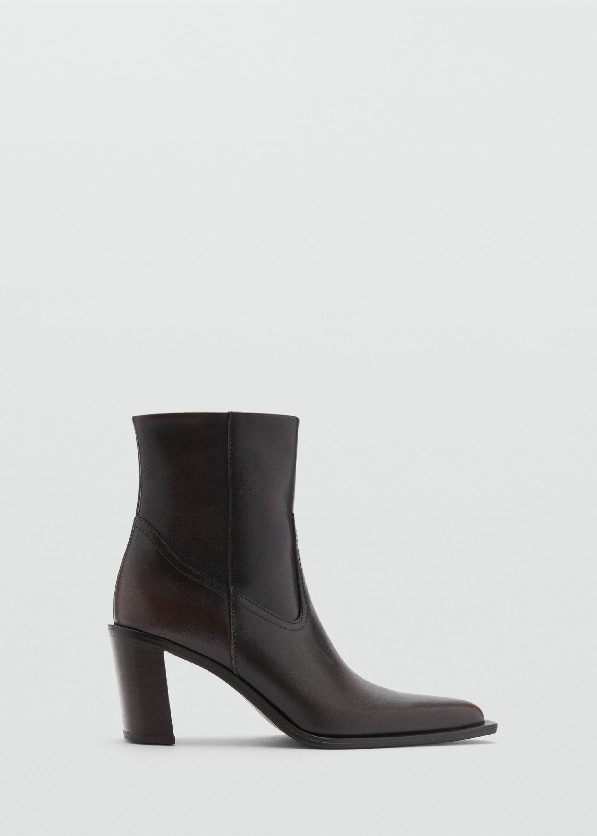 Leather ankle boots with block heel - Article without model, Brown. Ref: 77056758-00.