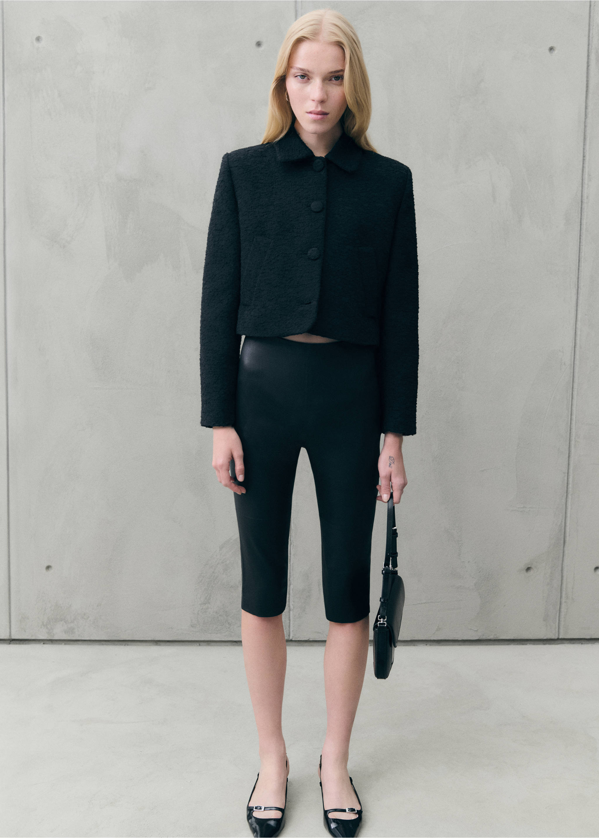 Crop tweed jacket - Details of the article 7, Black. Ref: 77056761-00.