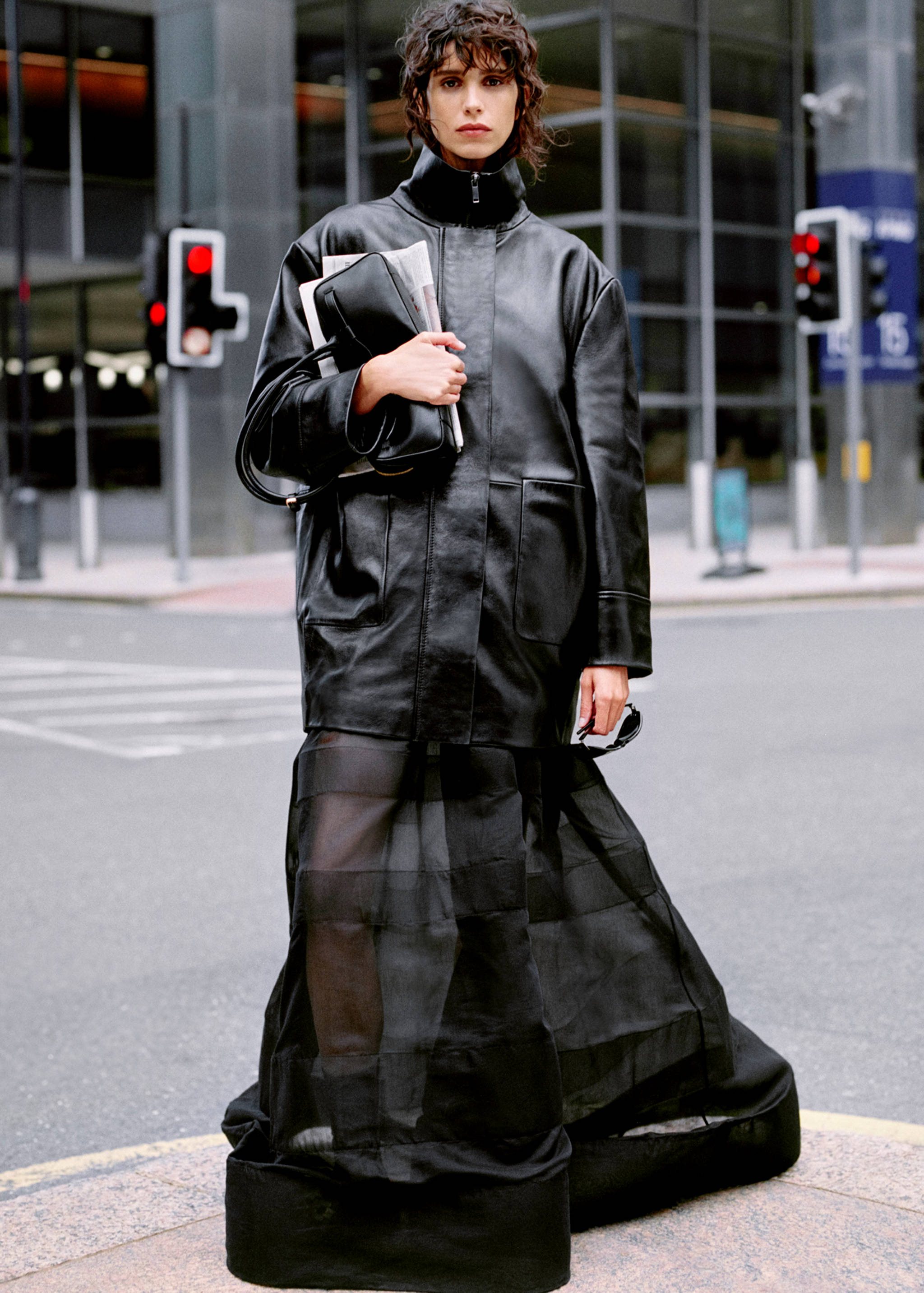 Corset dress with semi-transparent skirt - Details of the article 7