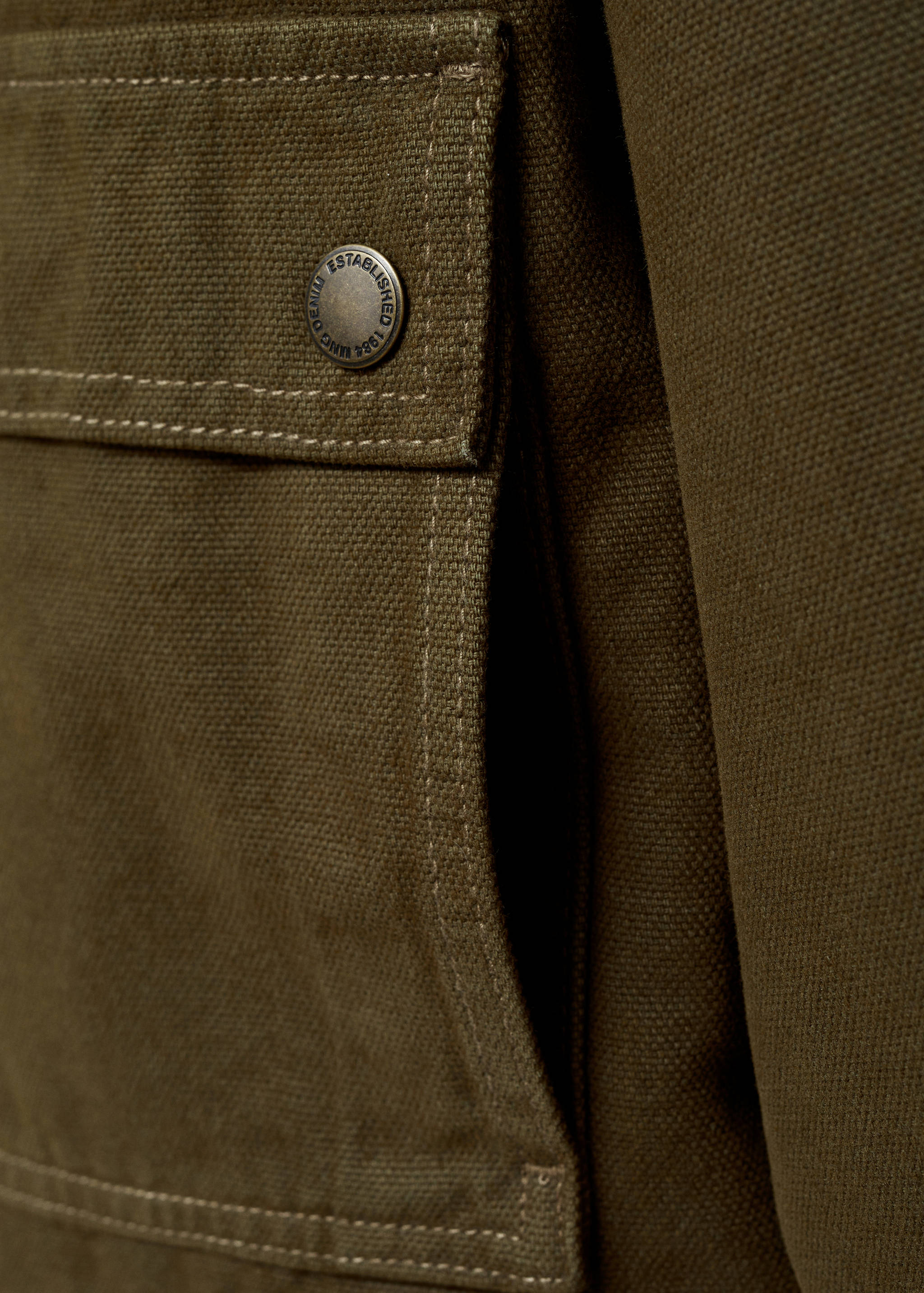 Denim parka with contrasting collar - Details of the article 0