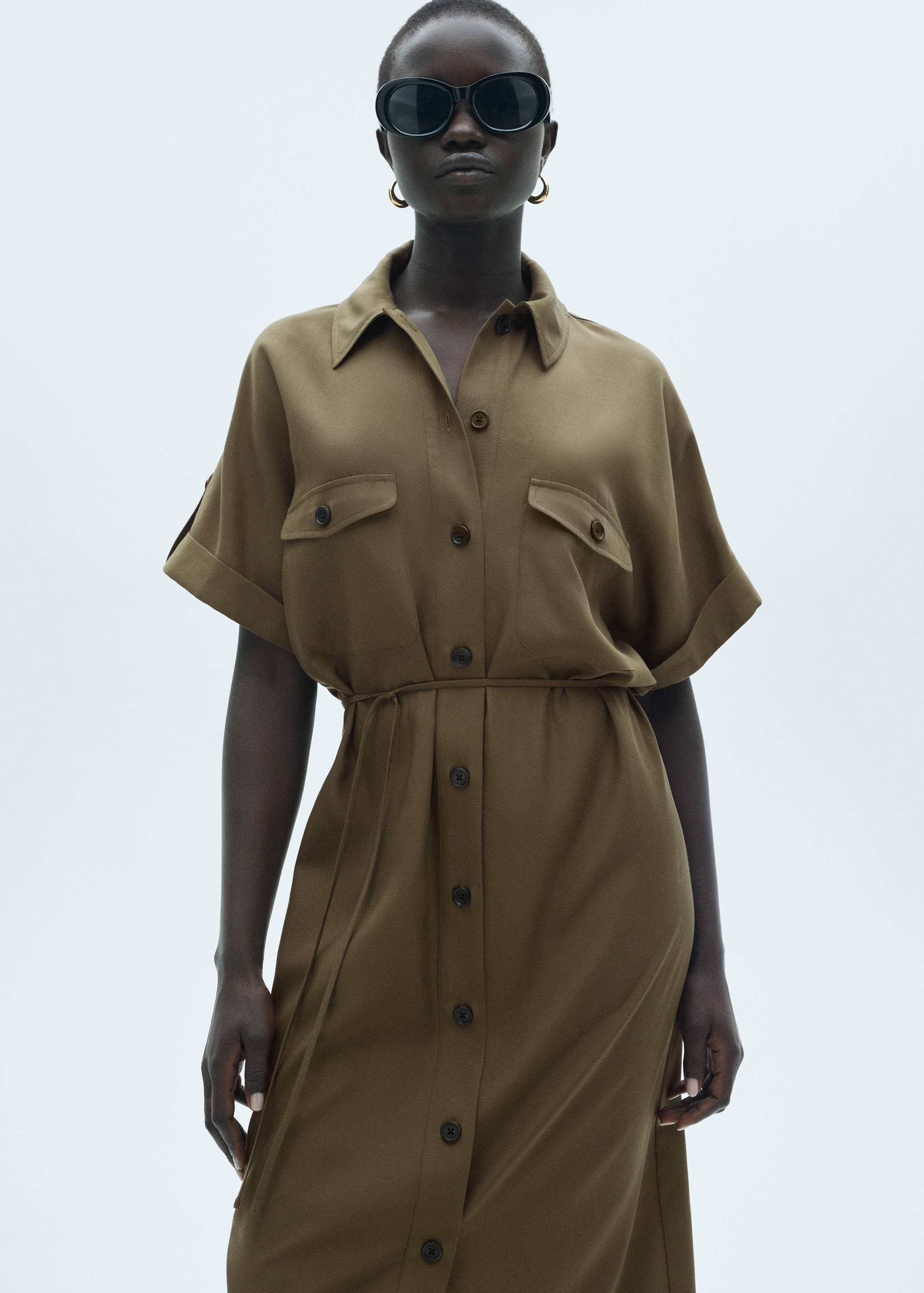 Hemdblusenkleid aus Lyocell mit Schleife - Mittlere Ansicht