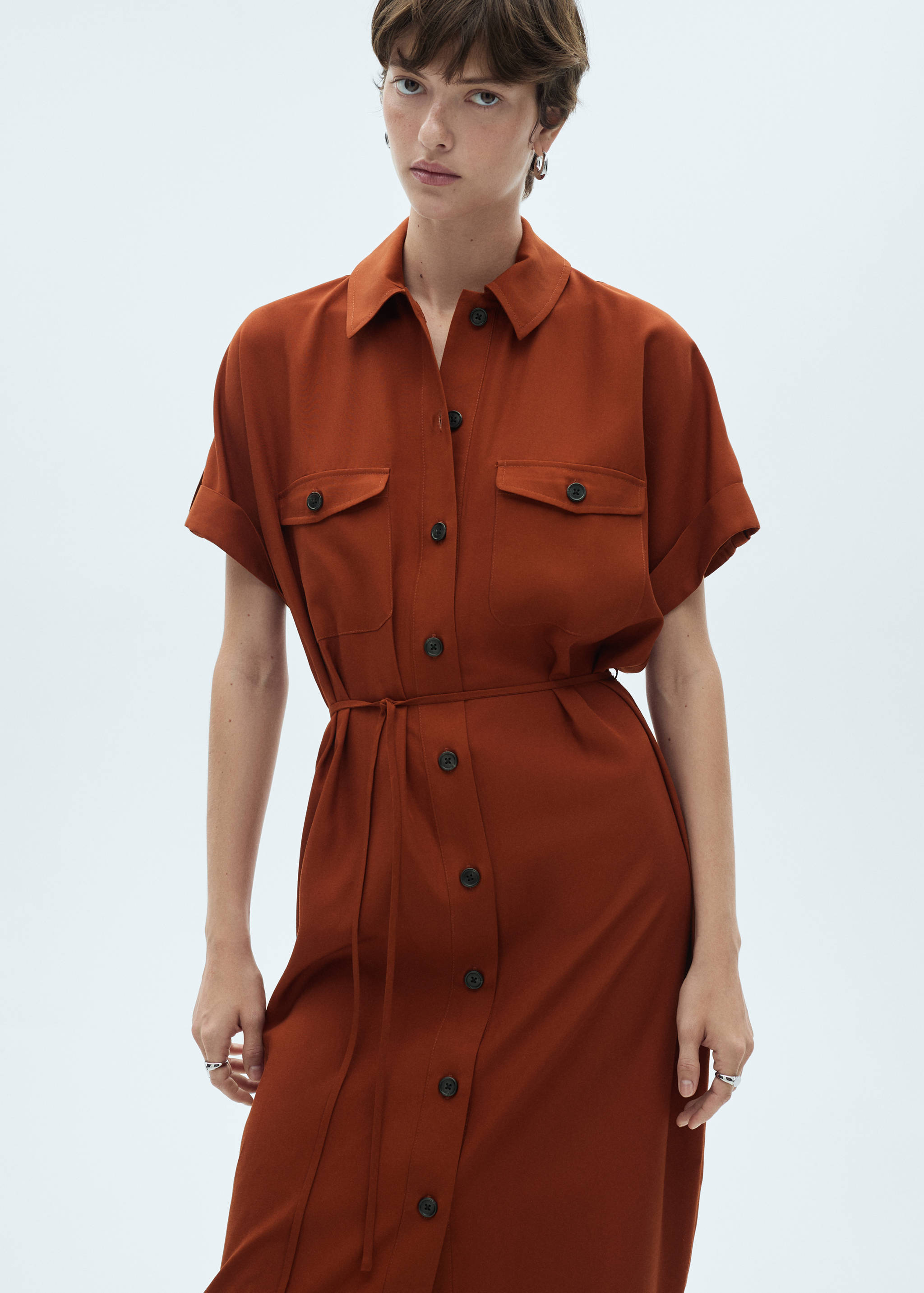 Hemdblusenkleid aus Lyocell mit Schleife - Mittlere Ansicht