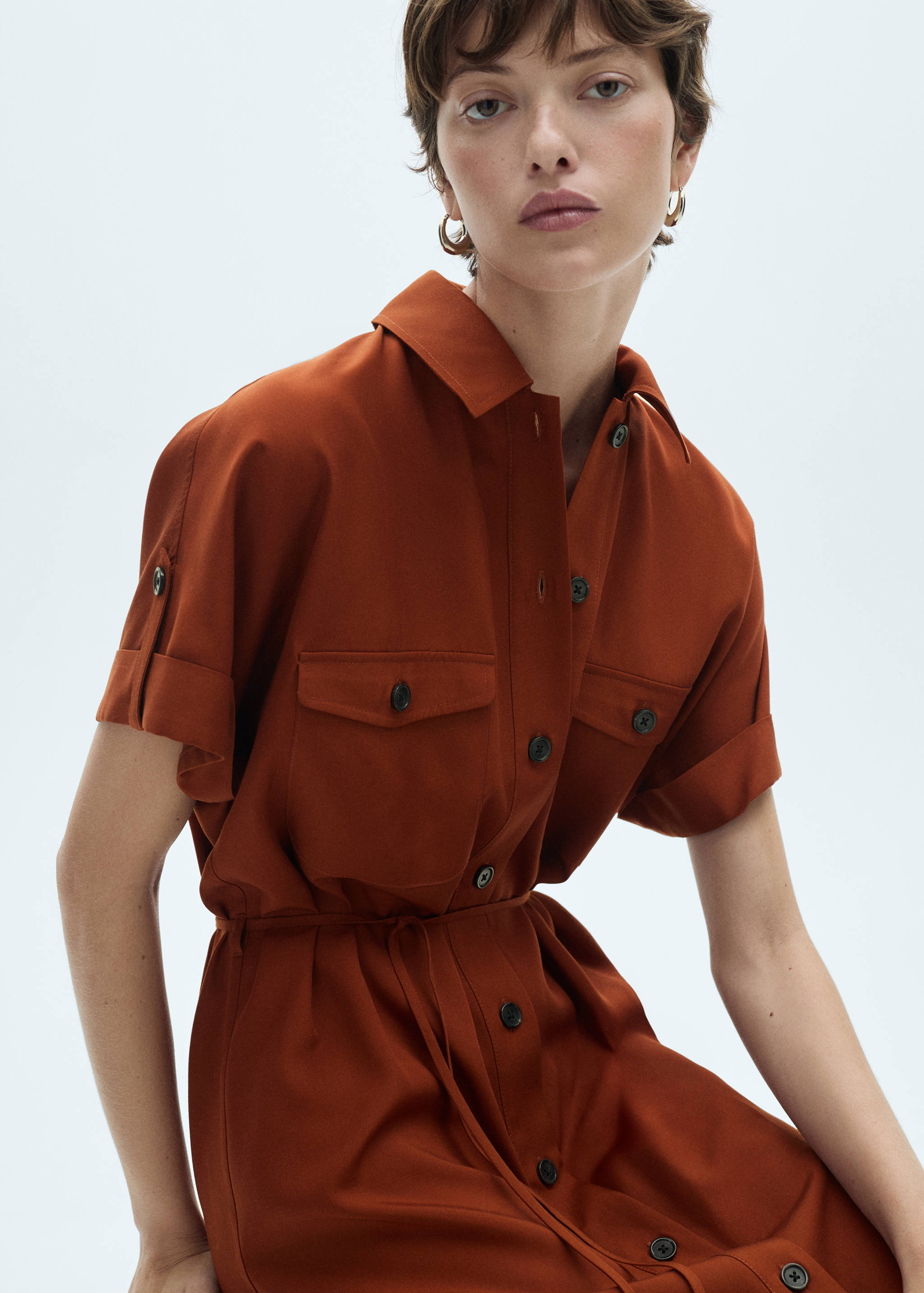 Hemdblusenkleid aus Lyocell mit Schleife - Detail des Artikels 1