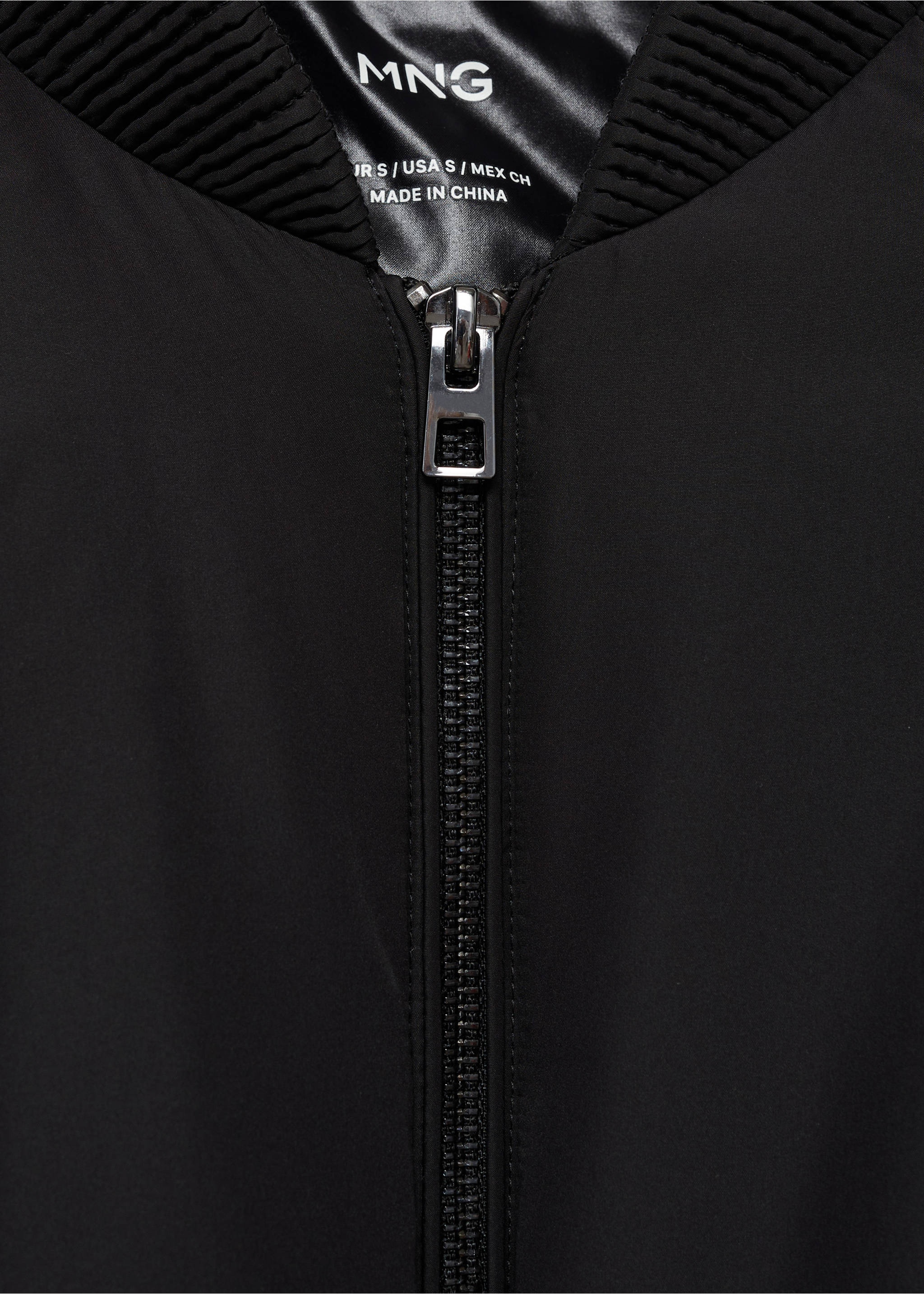 Bomber jacket with zip - Details of the article 8, Black. Ref: 77057663-00.