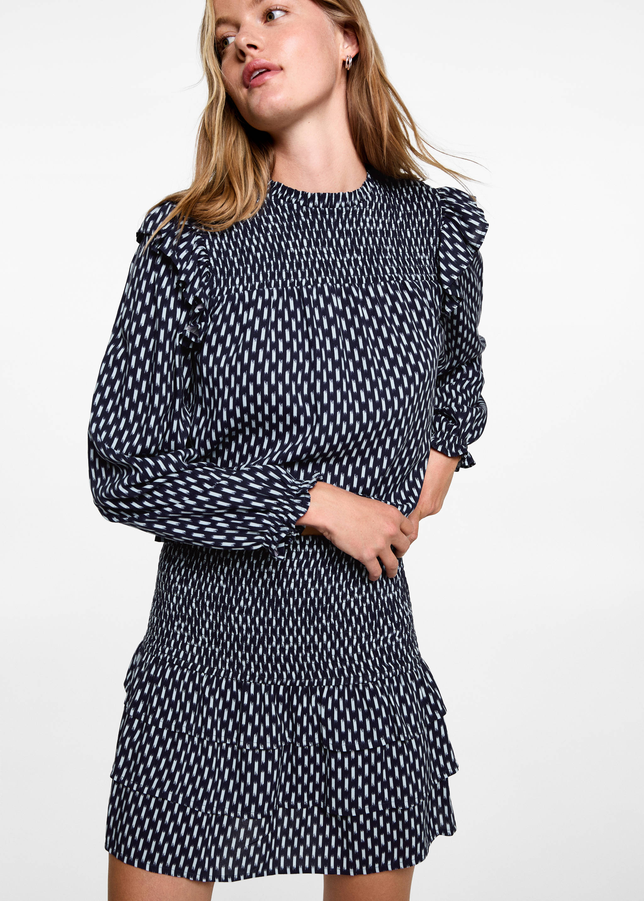 Falda fruncida volantes - Plano medio