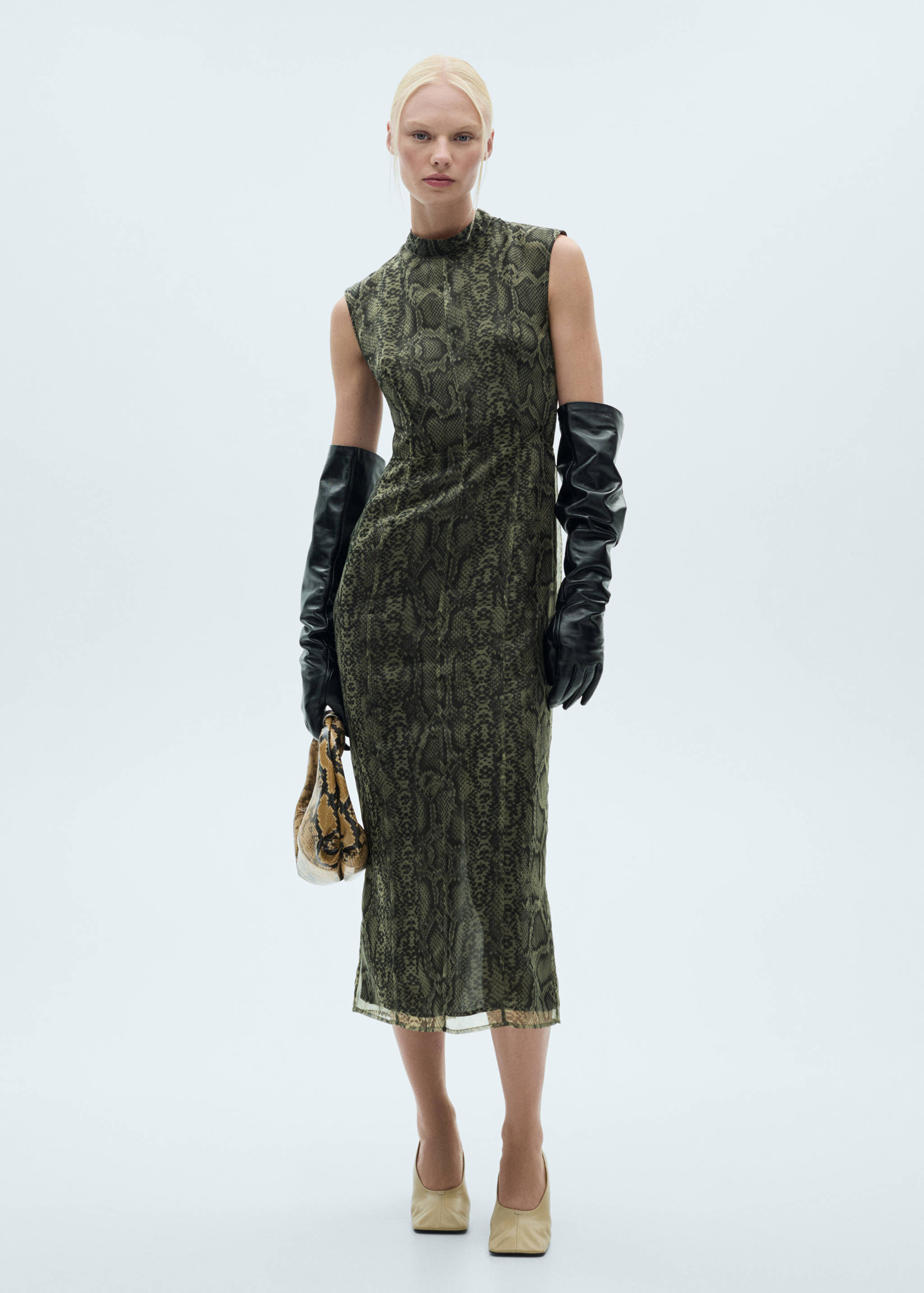 Vestido organza espalda abierta - Plano general