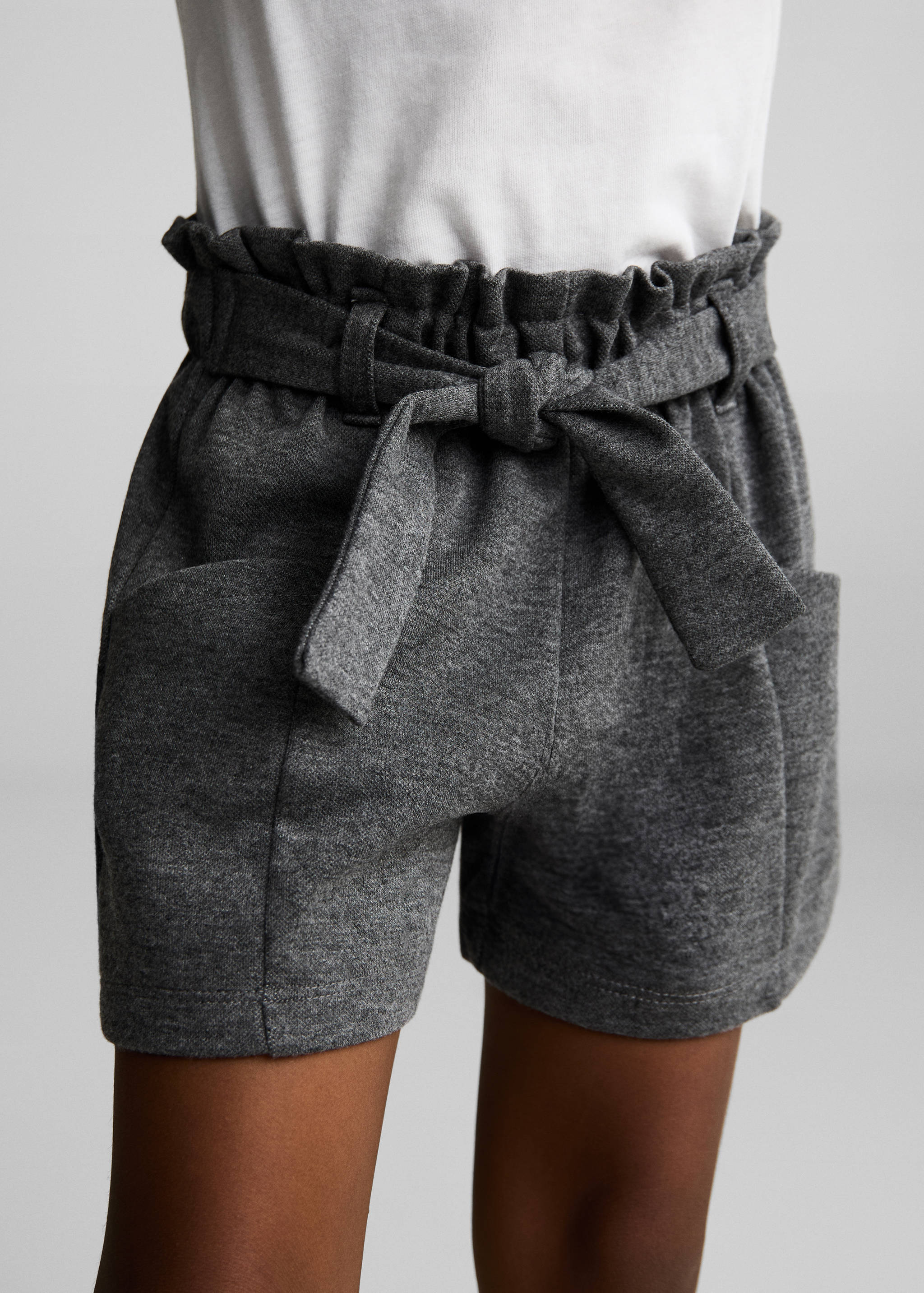 Paperbag shorts with bow - Details of the article 6