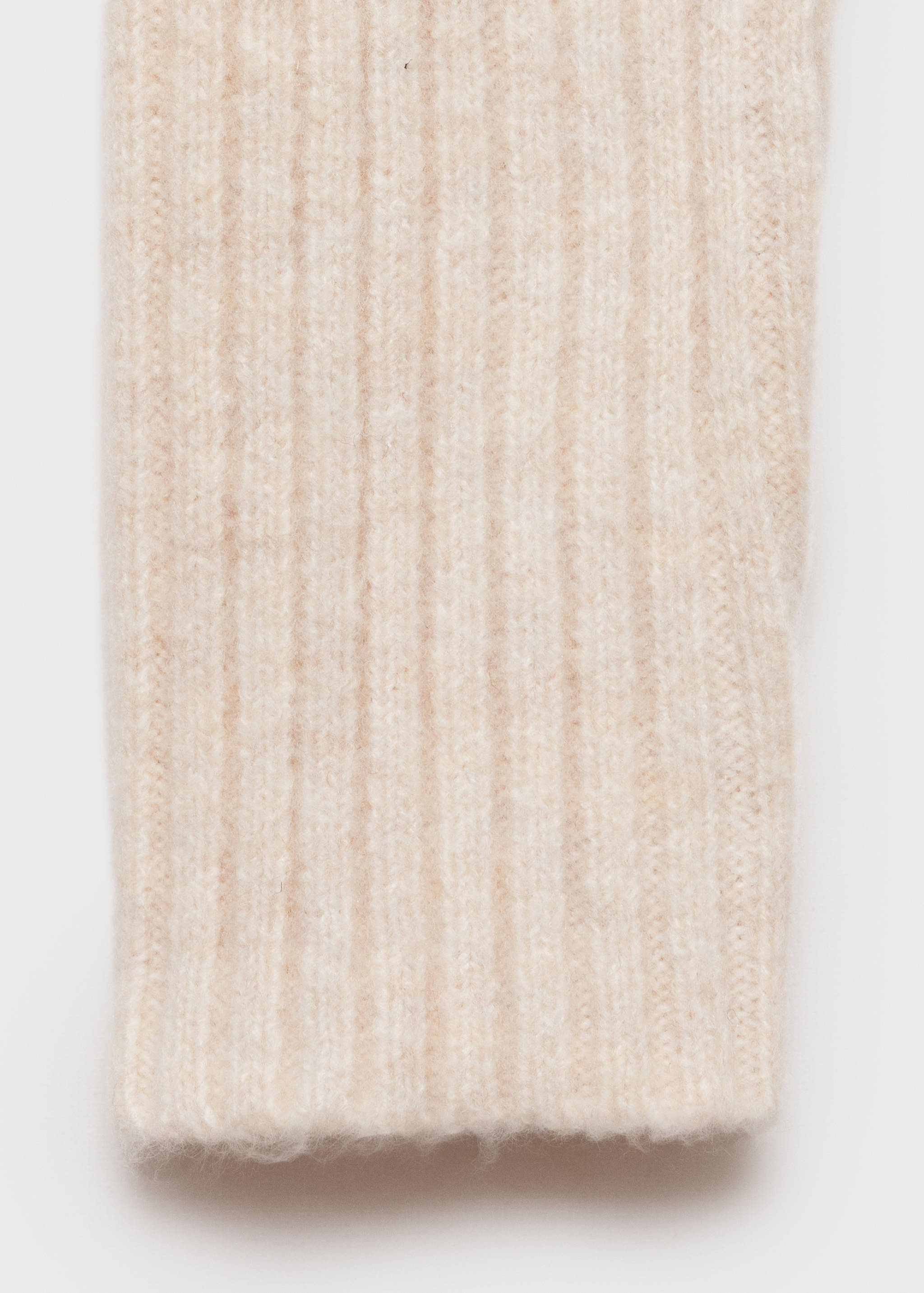 Knitted cardigan with metallic buttons - Details of the article 0