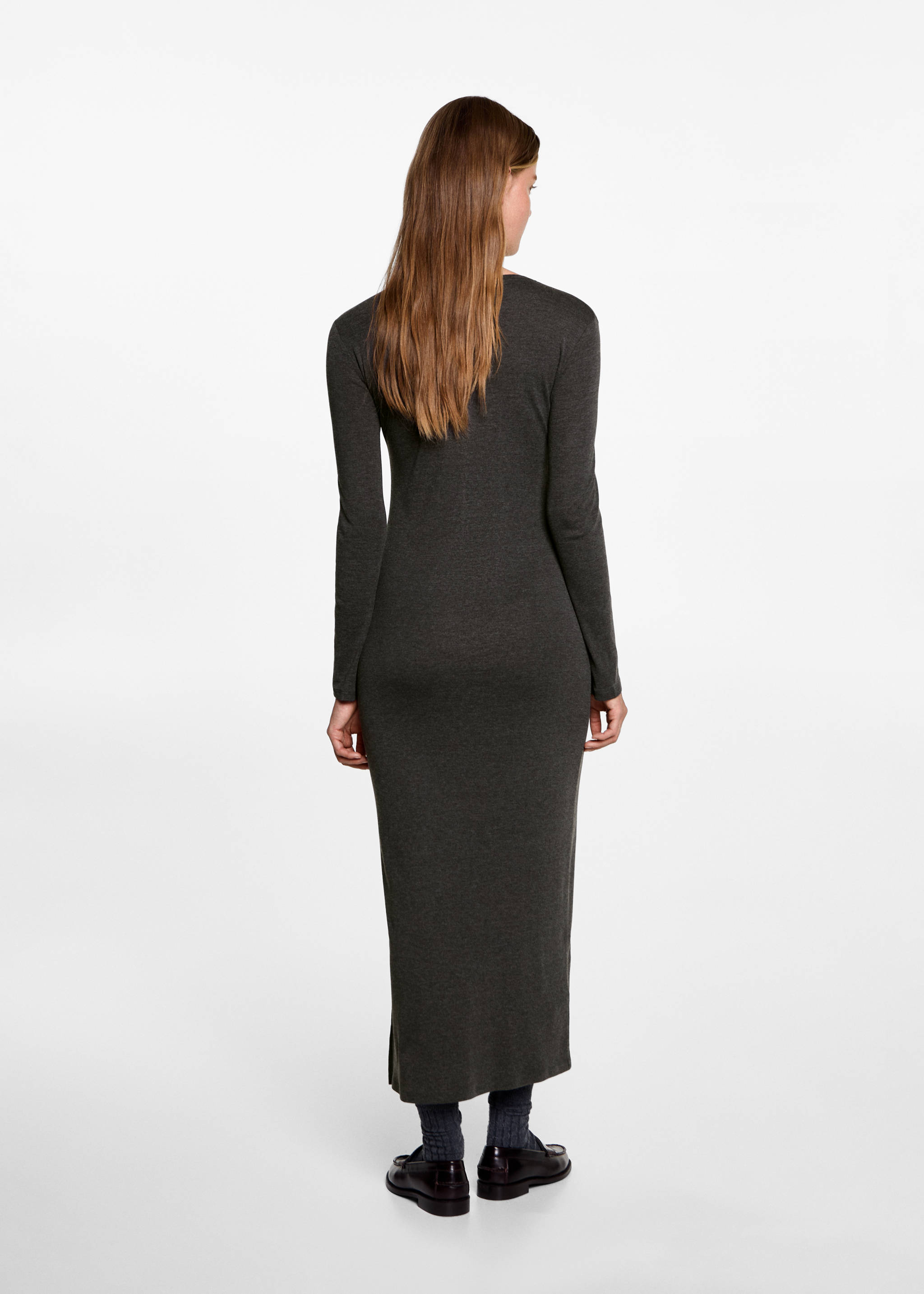 Jurk met lange mouwen en split - Achterkant van het artikel