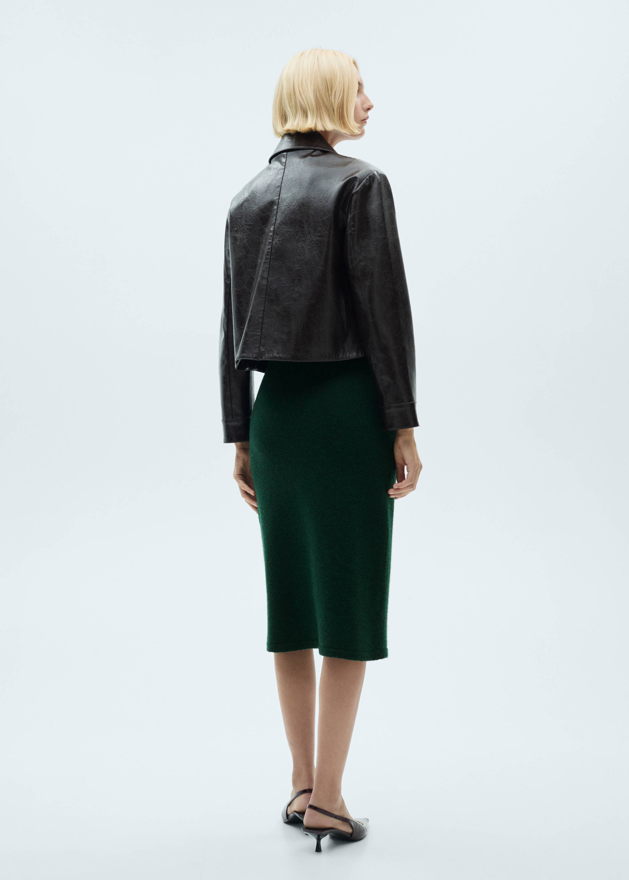 Flared knitted skirt - Reverse of the article