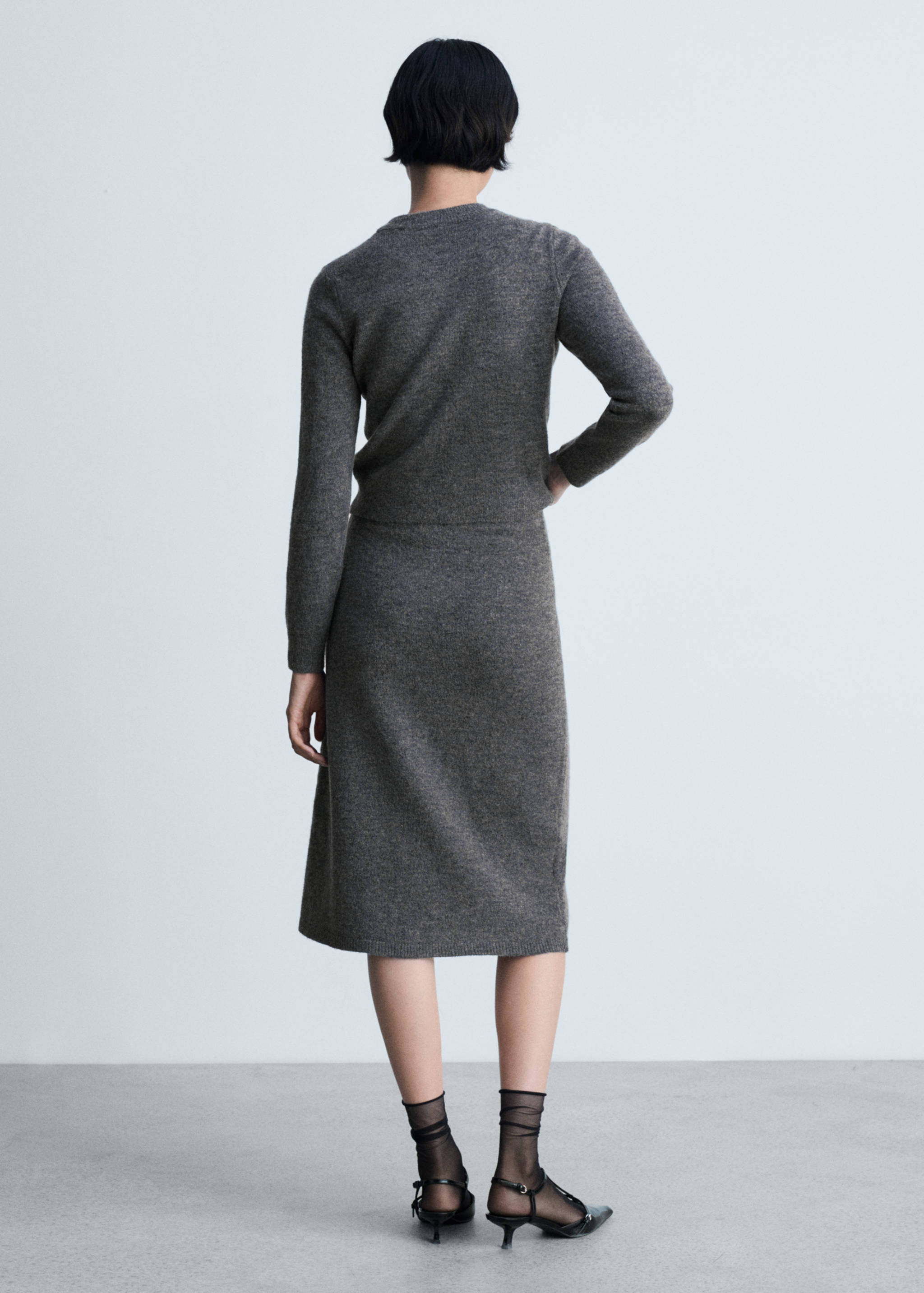Flared knitted skirt - Reverse of the article