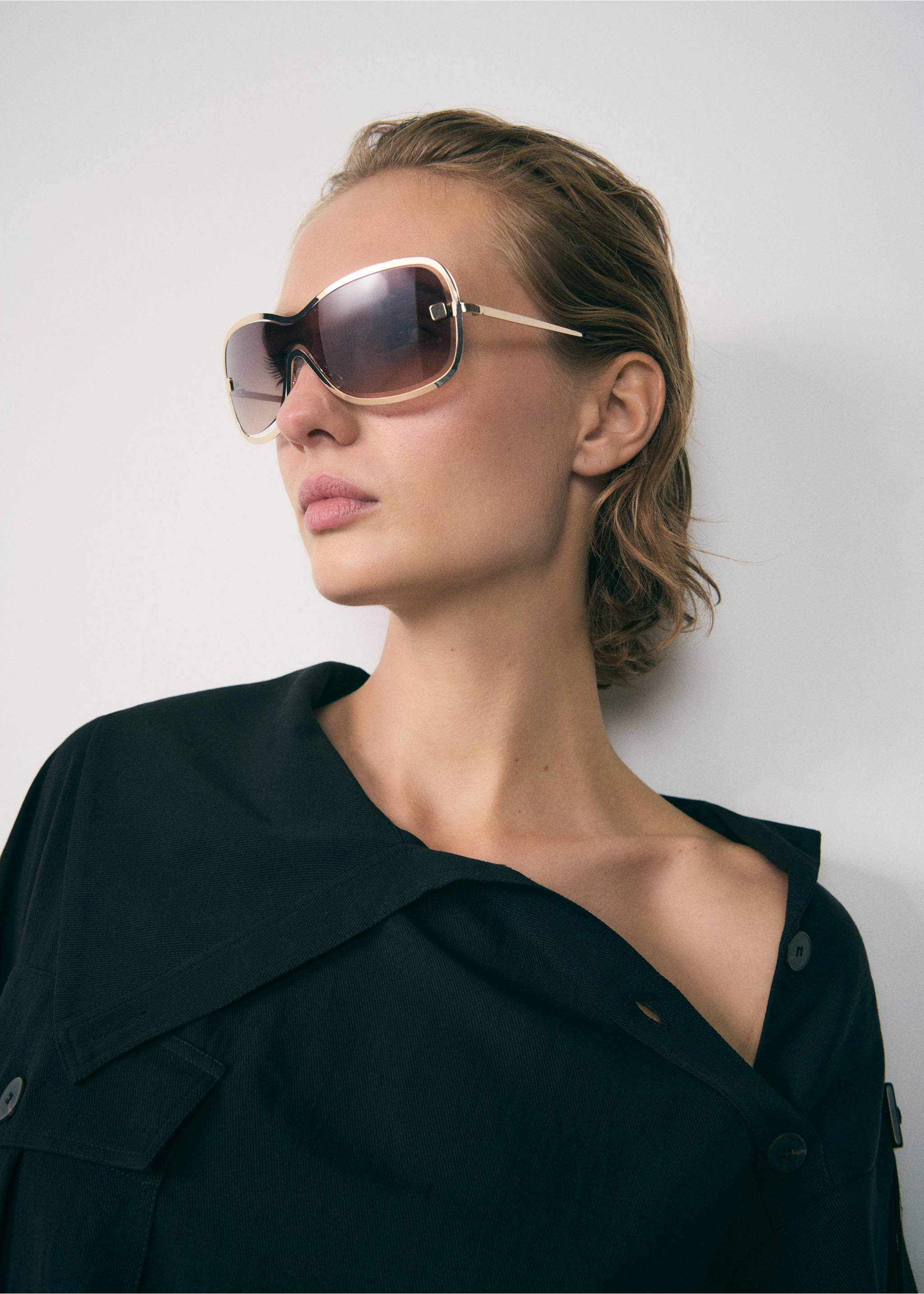 Screen style sunglasses - General plane, Gold. Ref: 77057710-00.