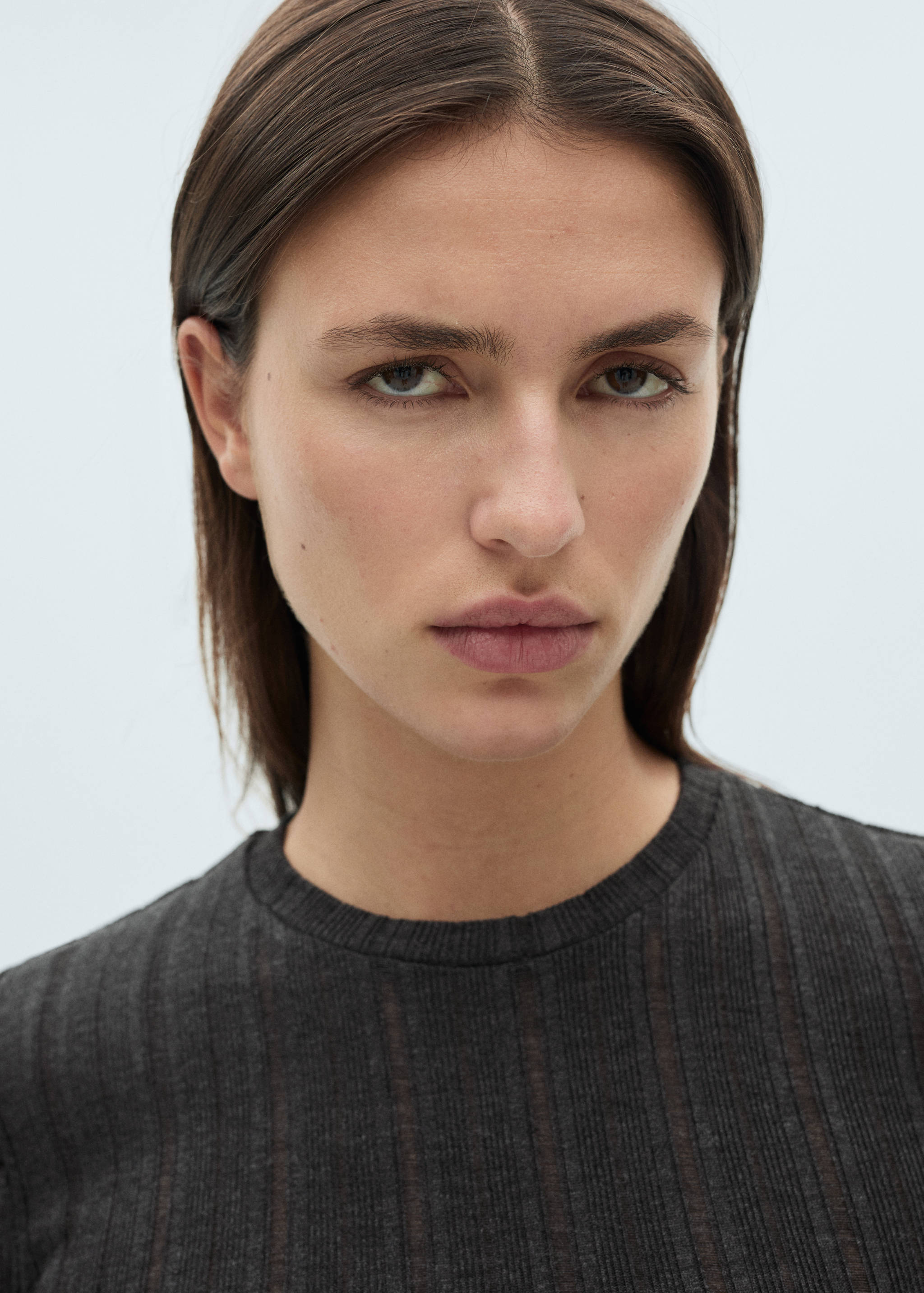 Short-sleeve knitted t-shirt - Details of the article 1