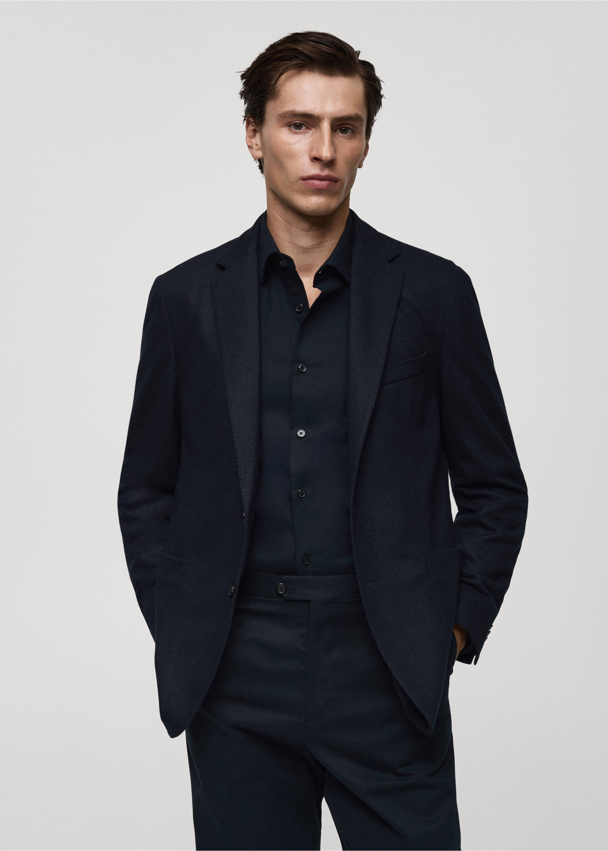 Americana franela lana virgen - Plano medio, Azul marino oscuro. Ref: 77057917-00.