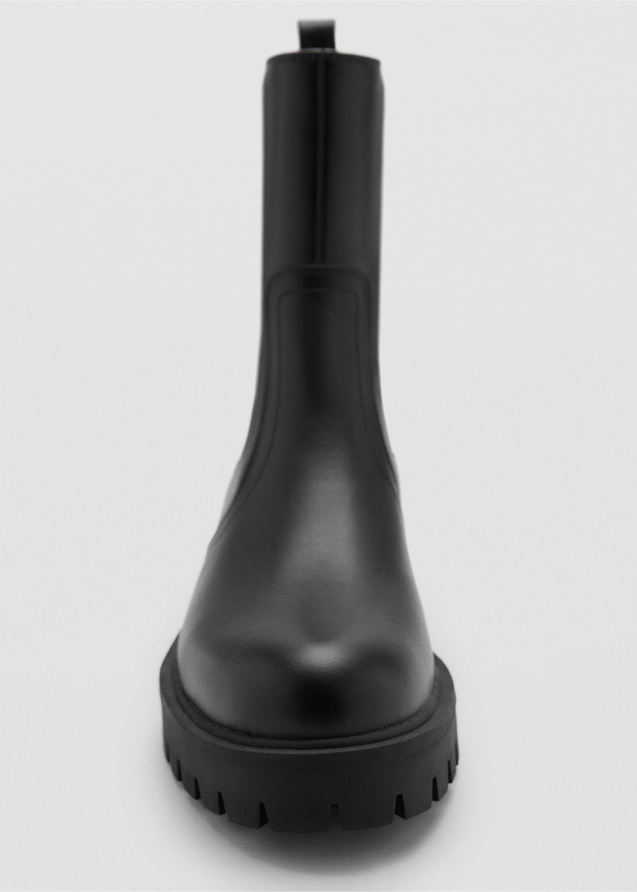 Track sole Chelsea boots - Details of the article 2, Black. Ref: 77057928-00.