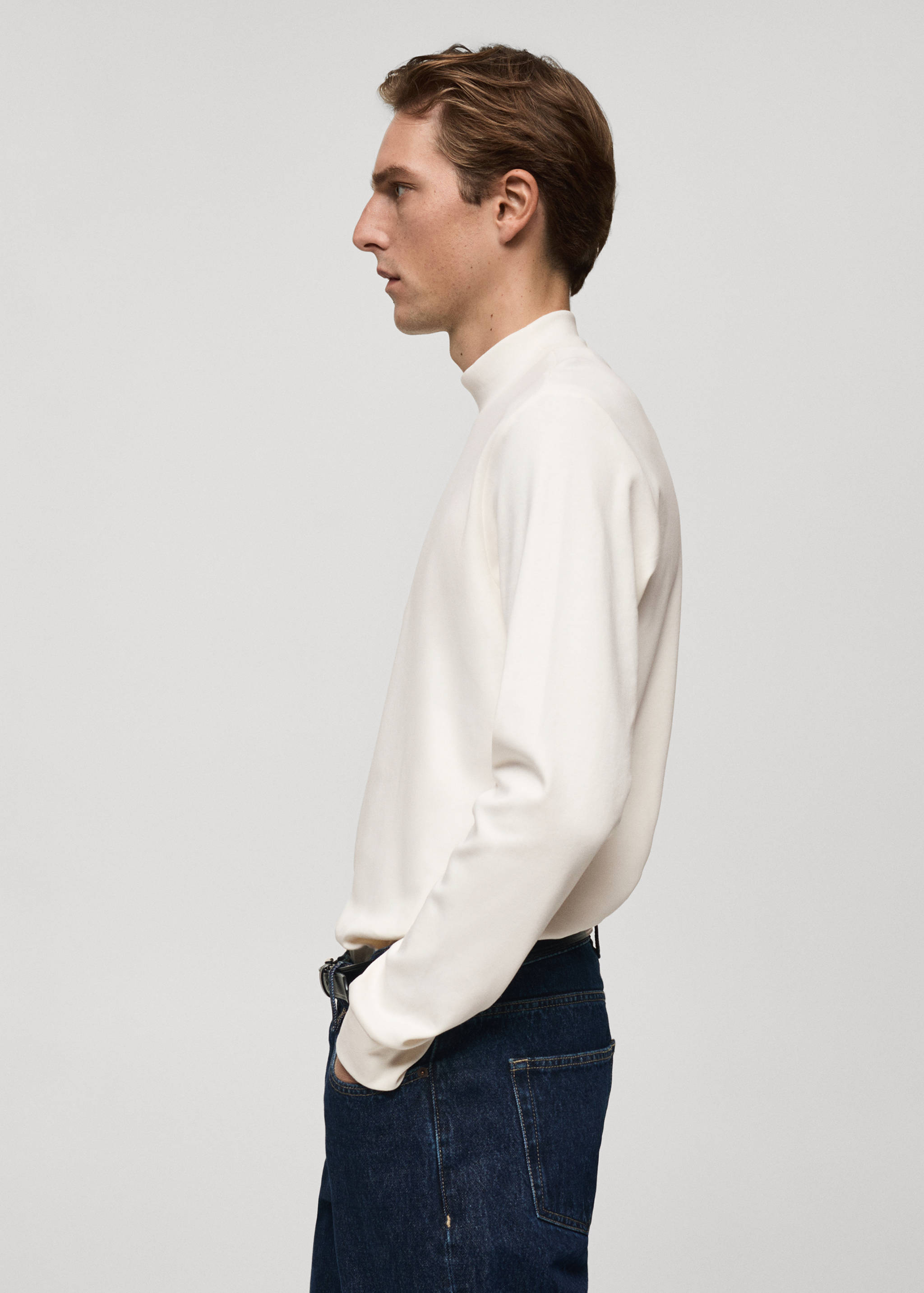 Cotton t-shirt with perkins neck - Details of the article 2