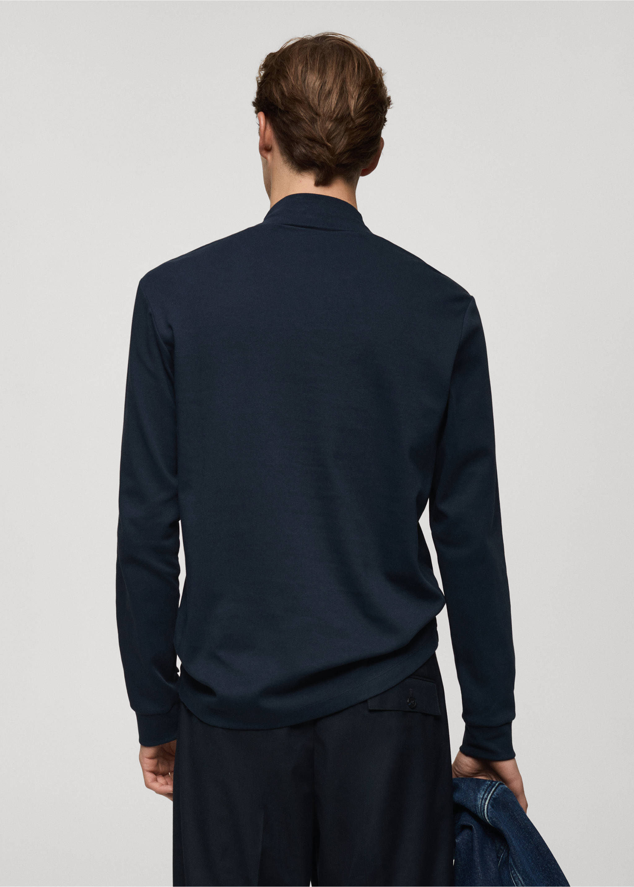 Cotton t-shirt with perkins neck - Reverse of the article, Dark Navy. Ref: 77057932-00.