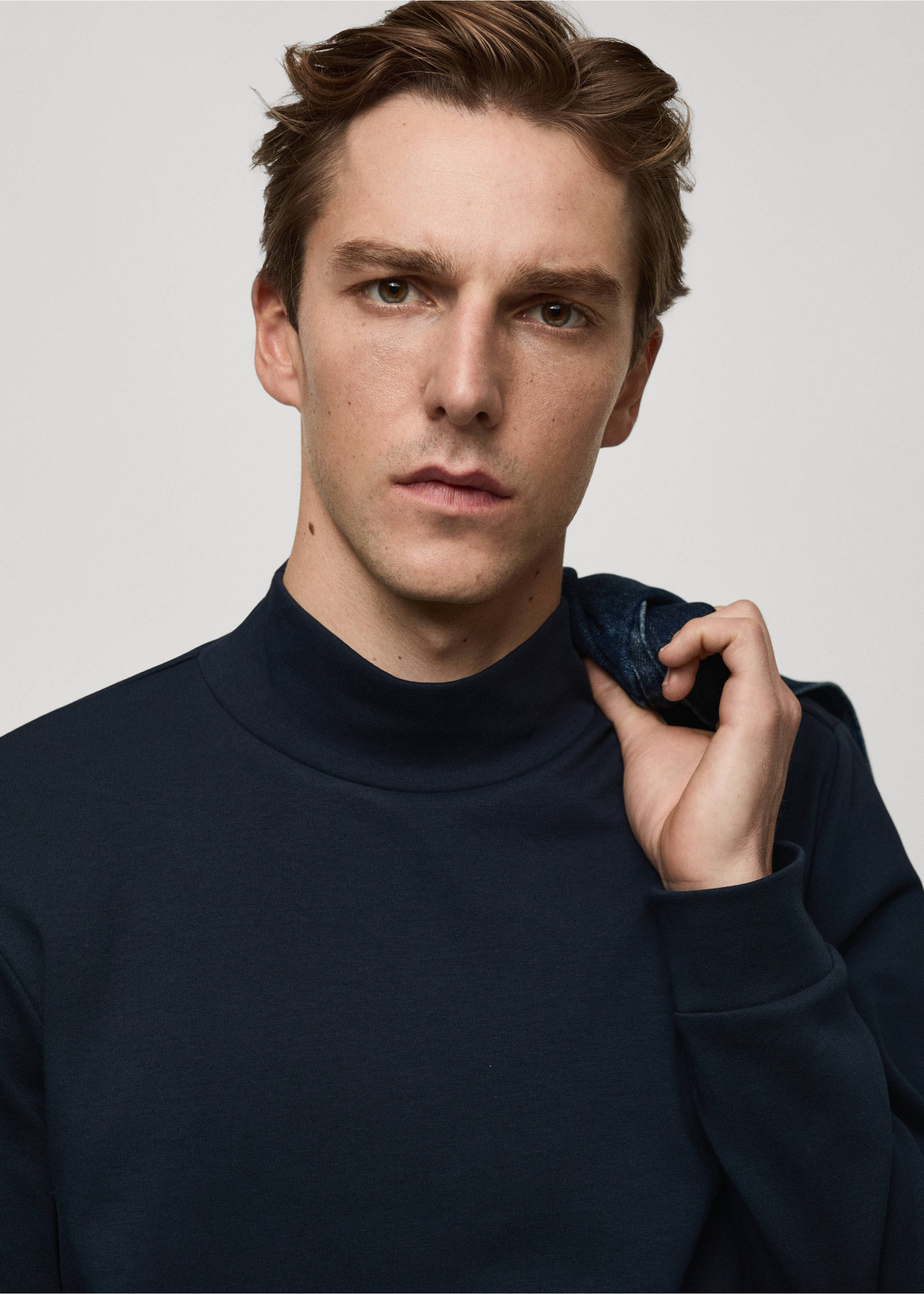 Cotton t-shirt with perkins neck - Details of the article 1, Dark Navy. Ref: 77057932-00.