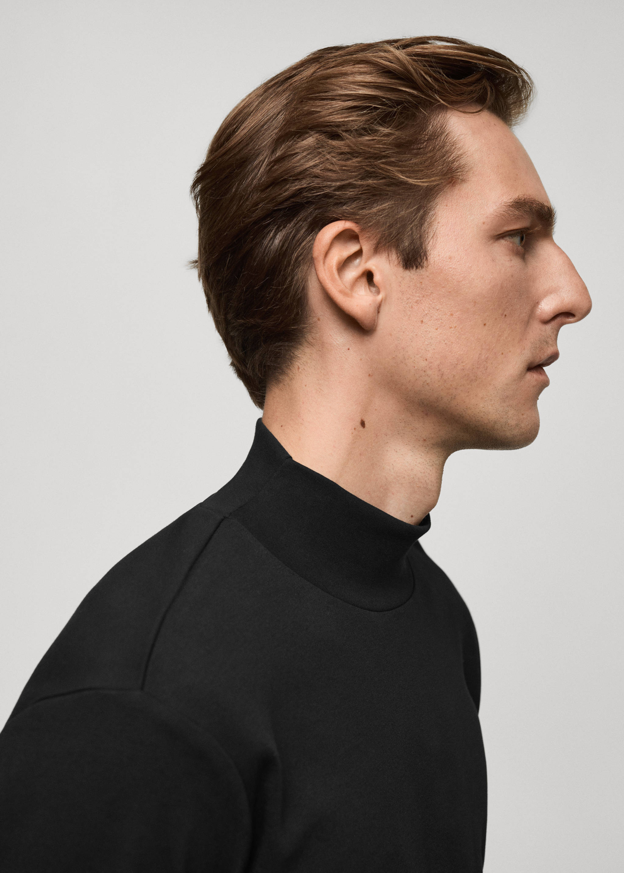 Cotton t-shirt with perkins neck - Details of the article 1
