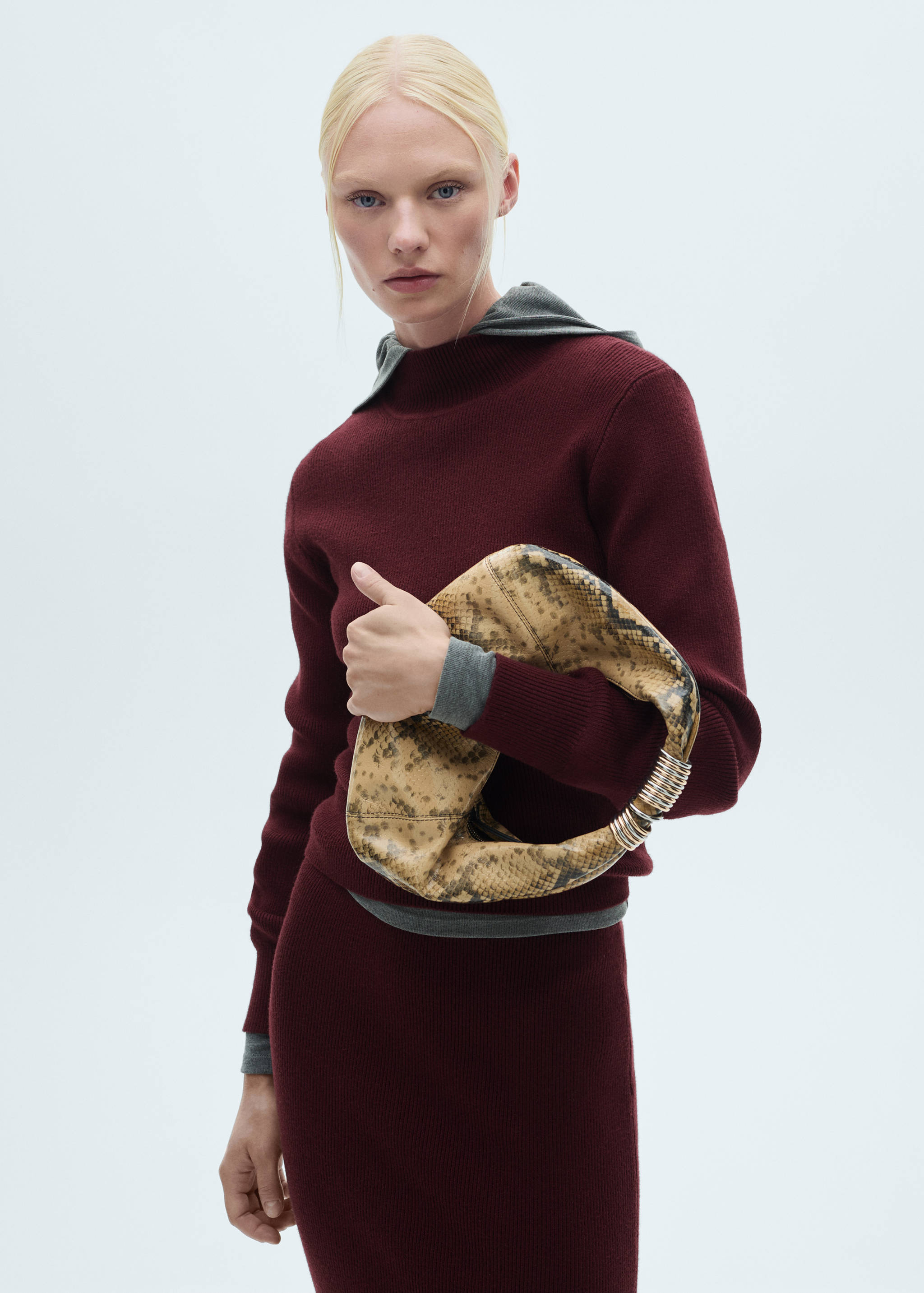 Jersey canalé cuello redondo - Plano medio