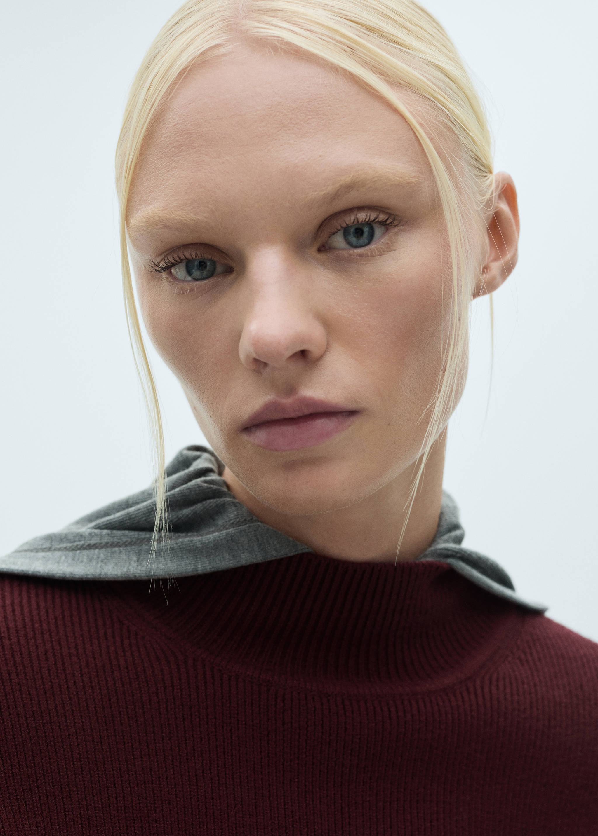 Jersey canalé cuello redondo - Detalle del artículo 1