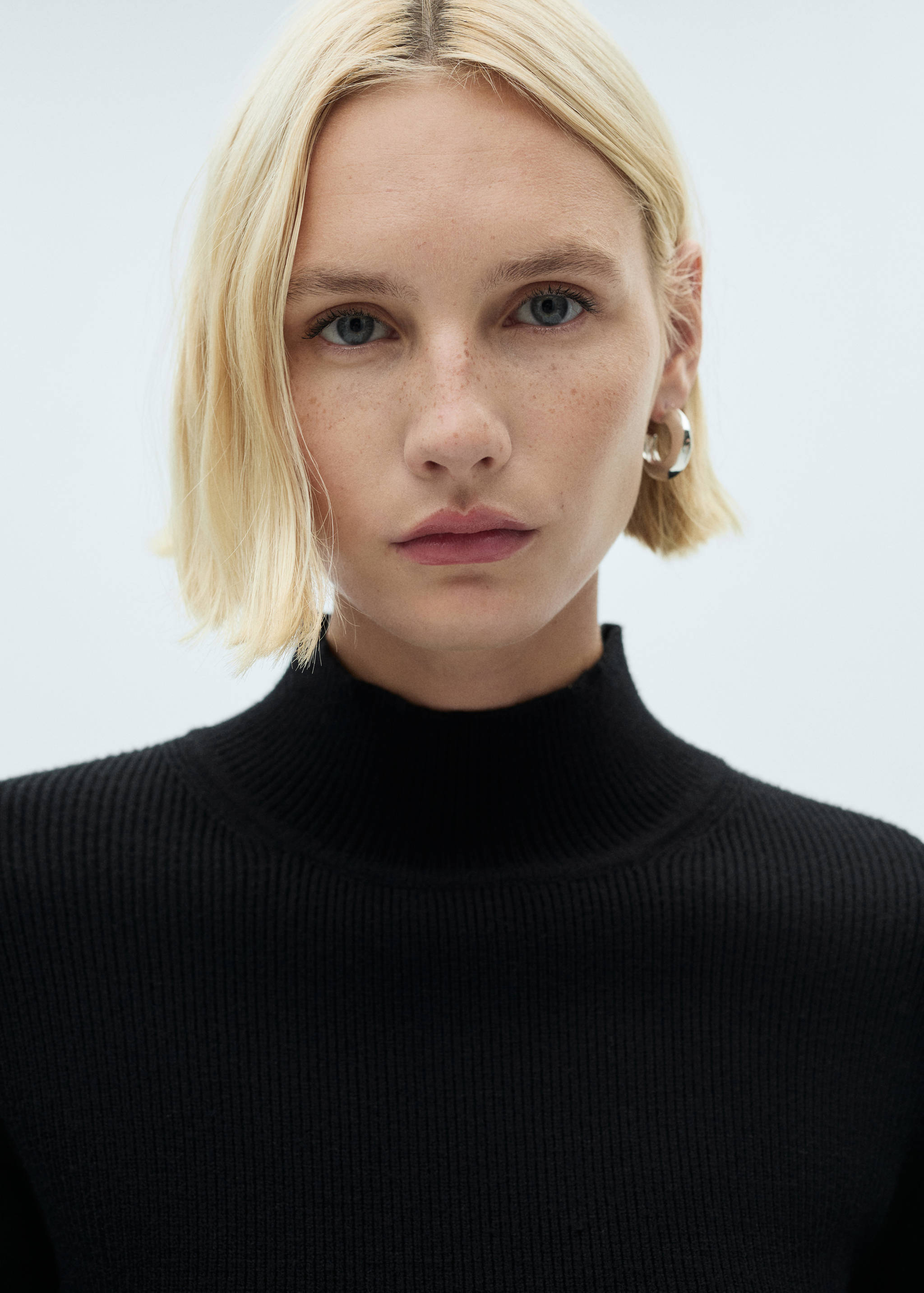 Jersey canalé cuello redondo - Detalle del artículo 1