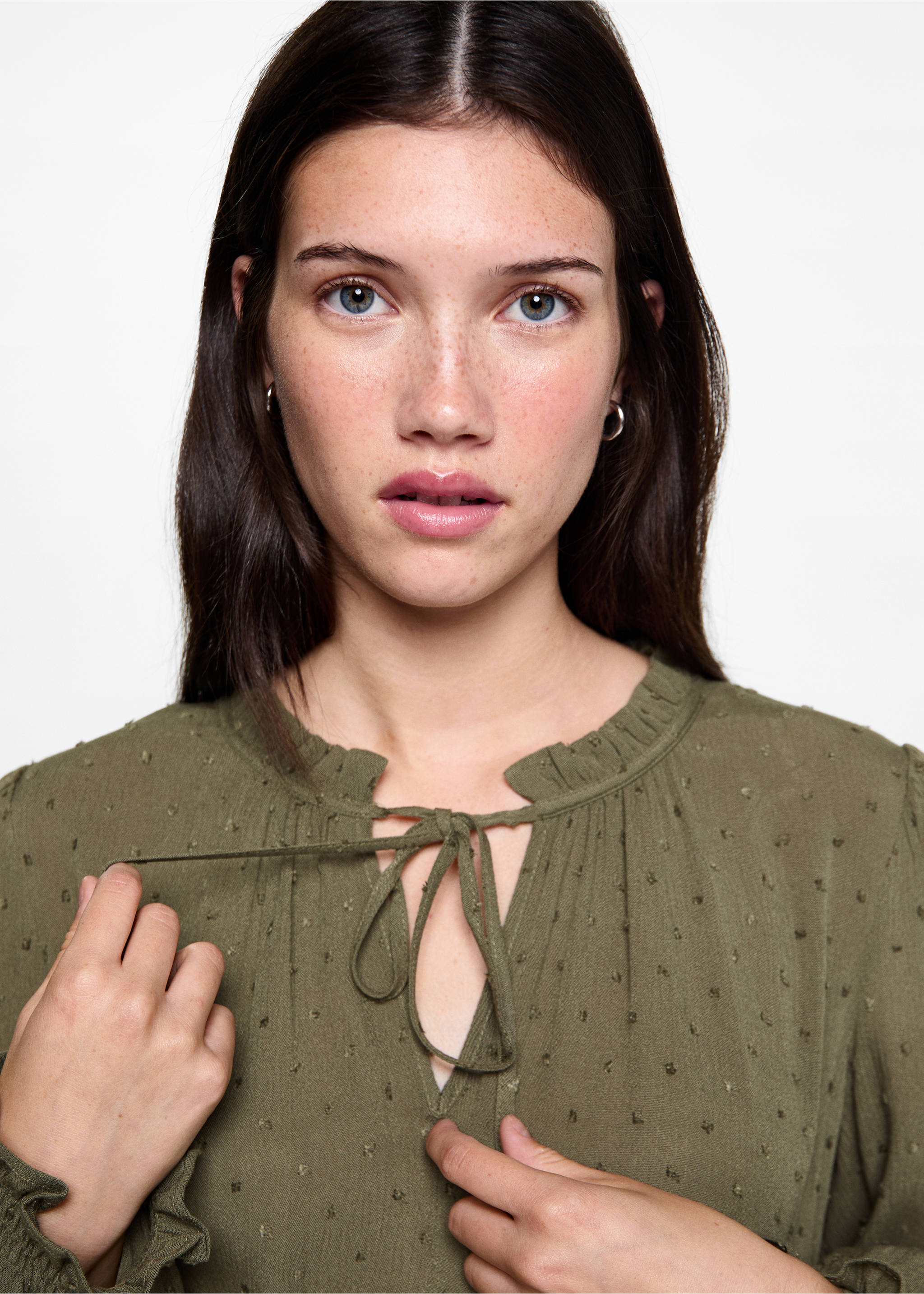 Ruffled dress - Details of the article 1, Khaki. Ref: 77058278-00.