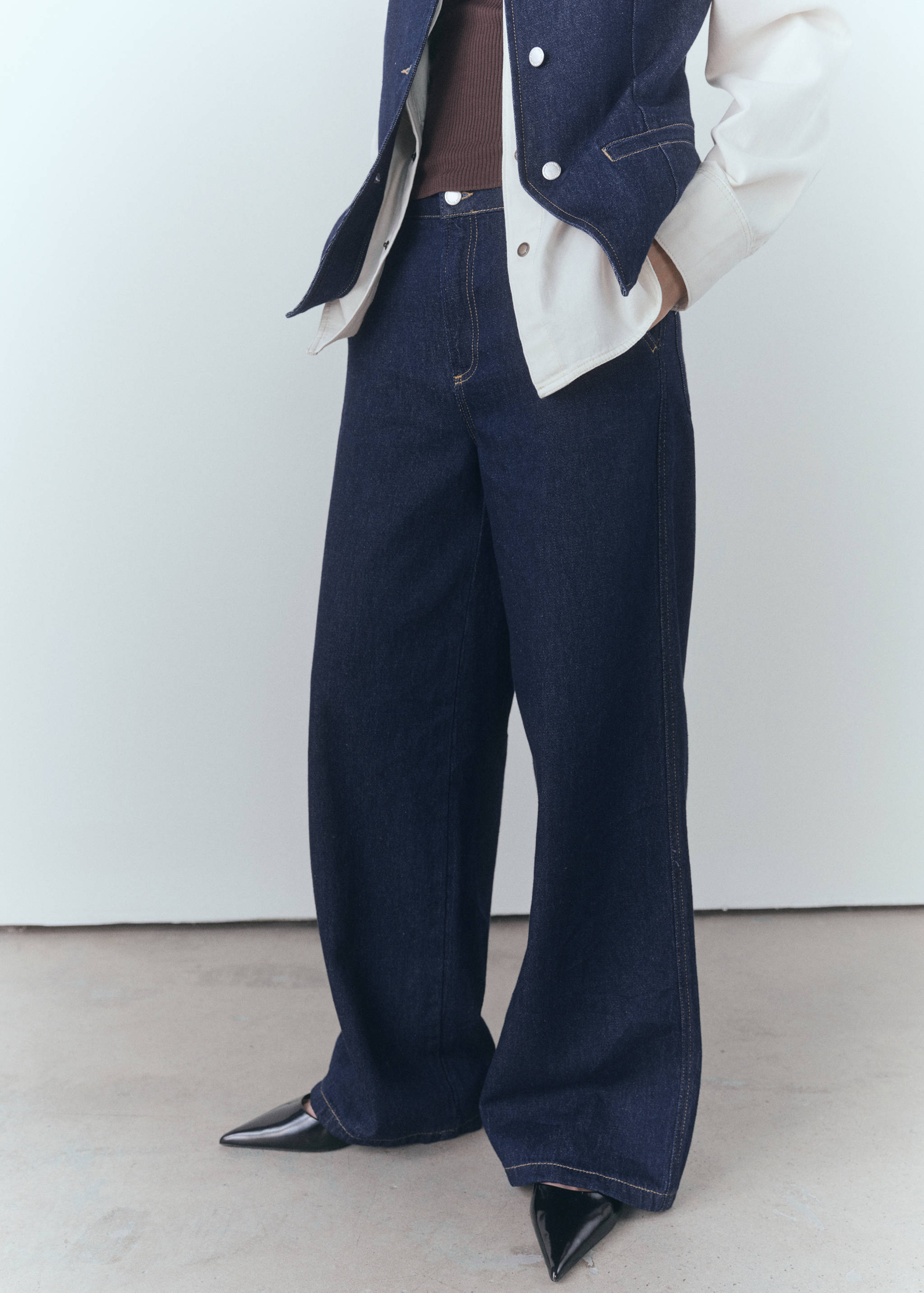 Wide leg rinse-wash jeans - Medium plane