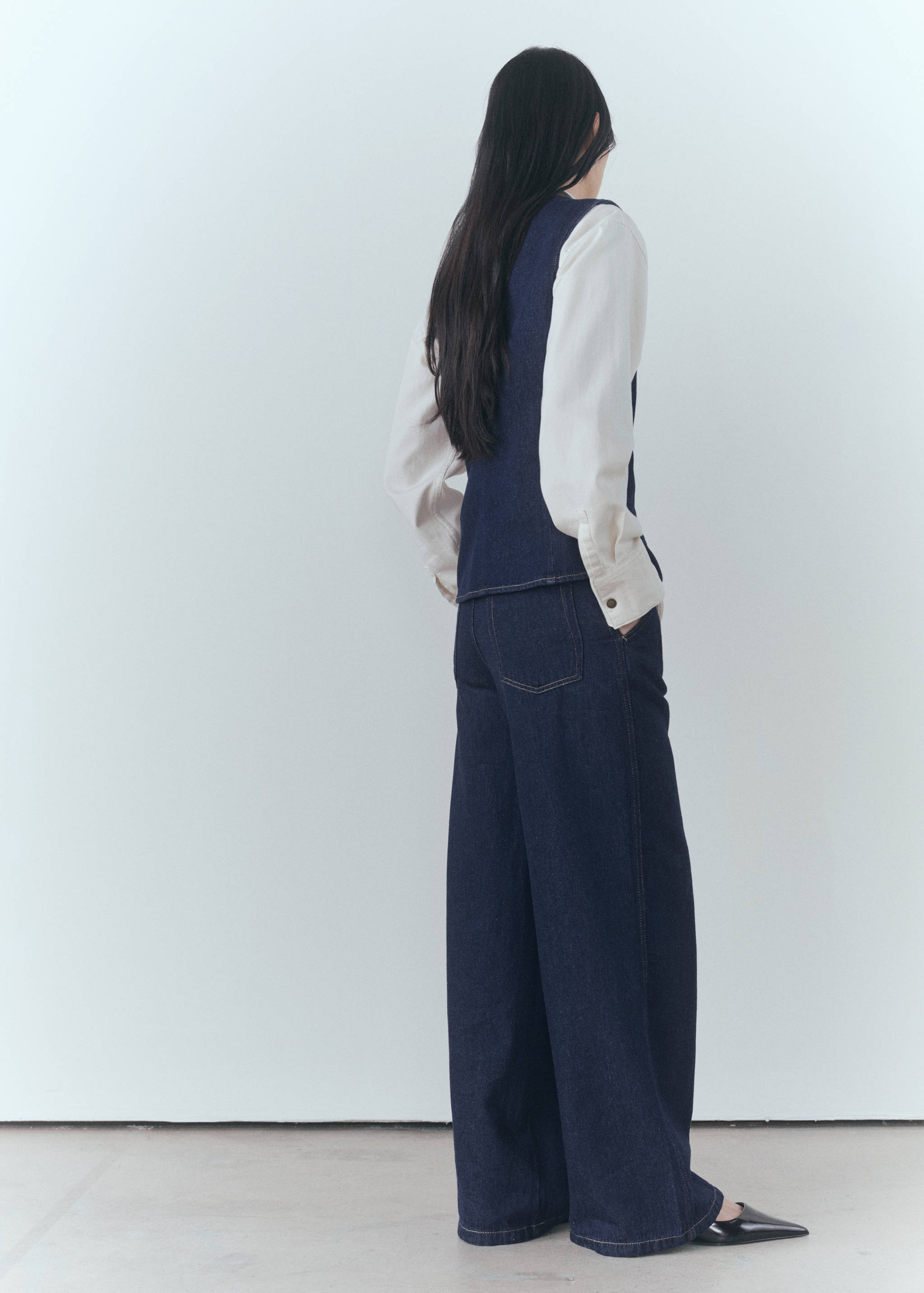 Wide leg rinse-wash jeans - Reverse of the article