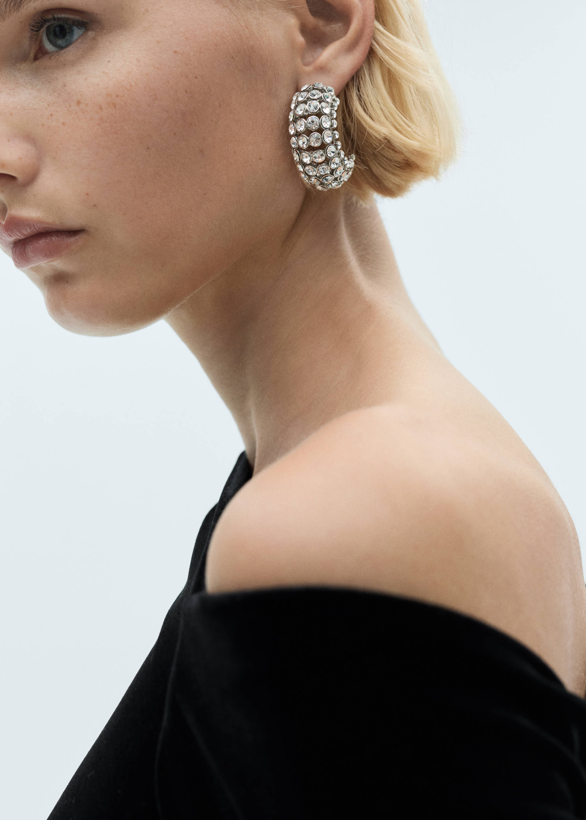 Aksamitna sukienka asymetryczna - Szczegóły artykułu 1