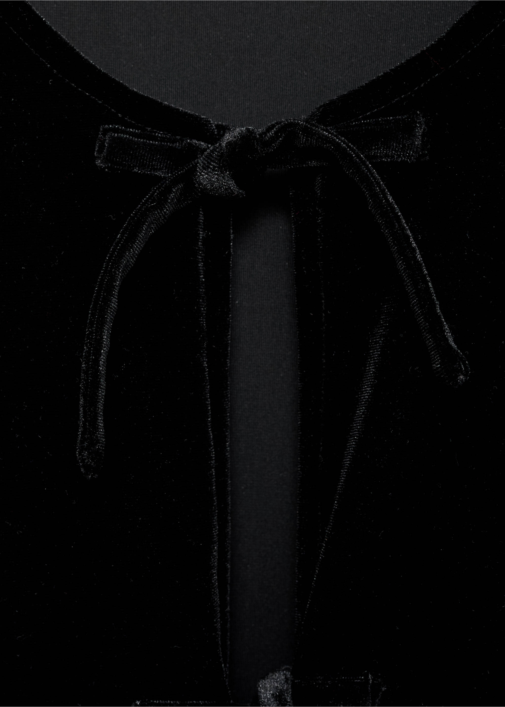Velvet blouse with bows - Details of the article 8, Black. Ref: 77059068-00.