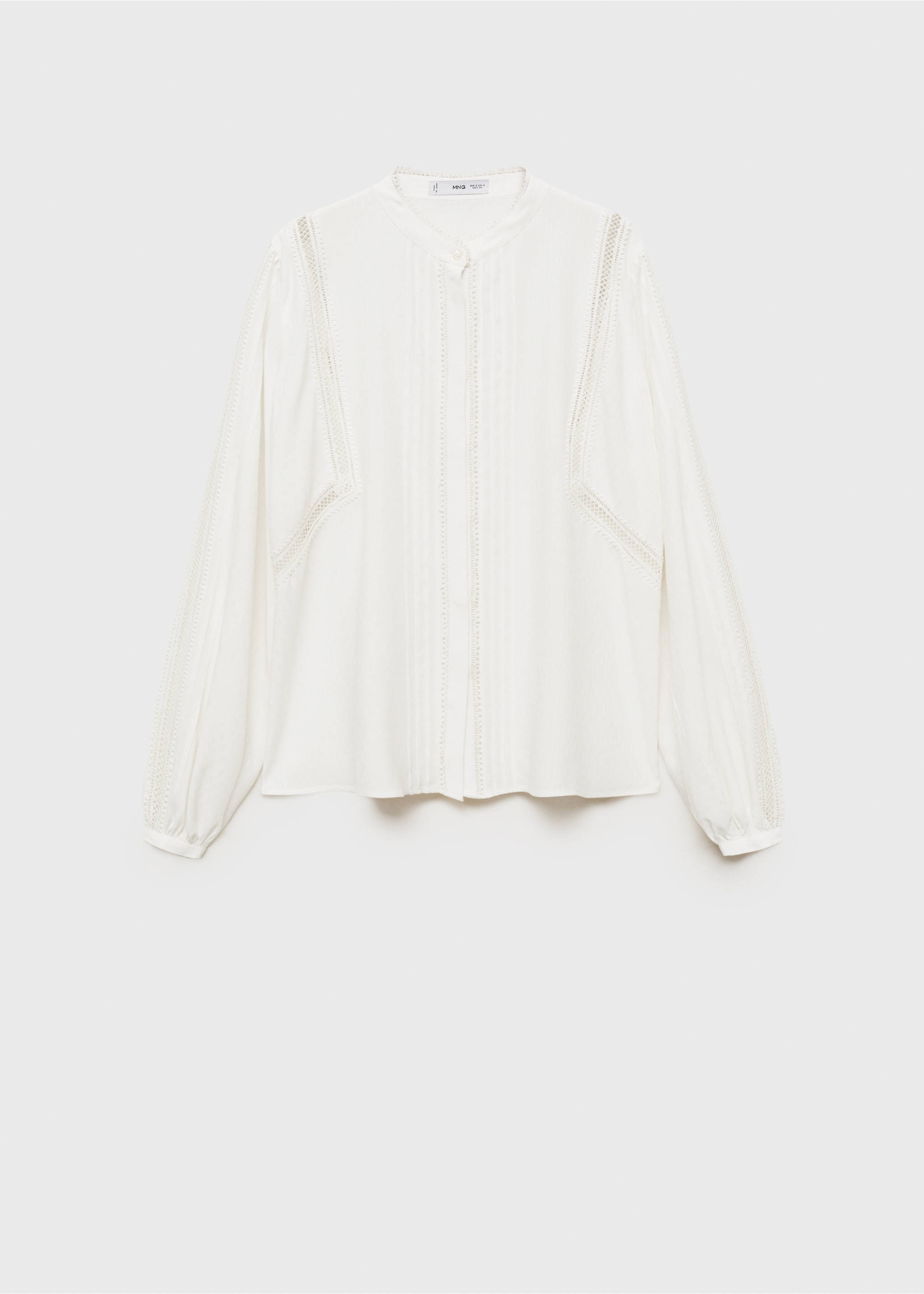 Bluse mit Lochmusterdetails - Artikel ohne Model, Cremeweiß. Ref: 77059074-00.